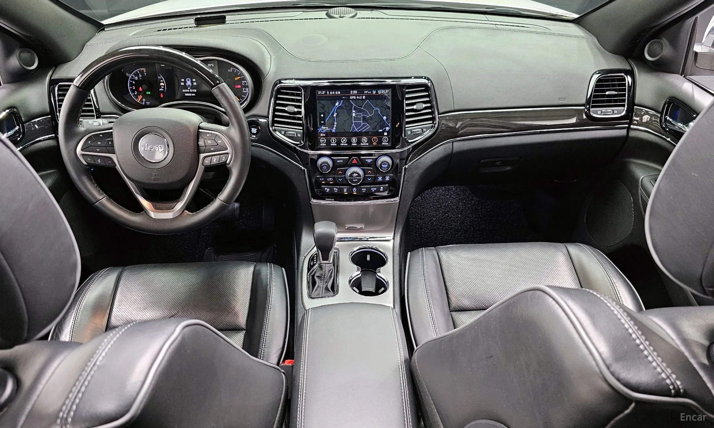Jeep Grand Cherokee превью 7