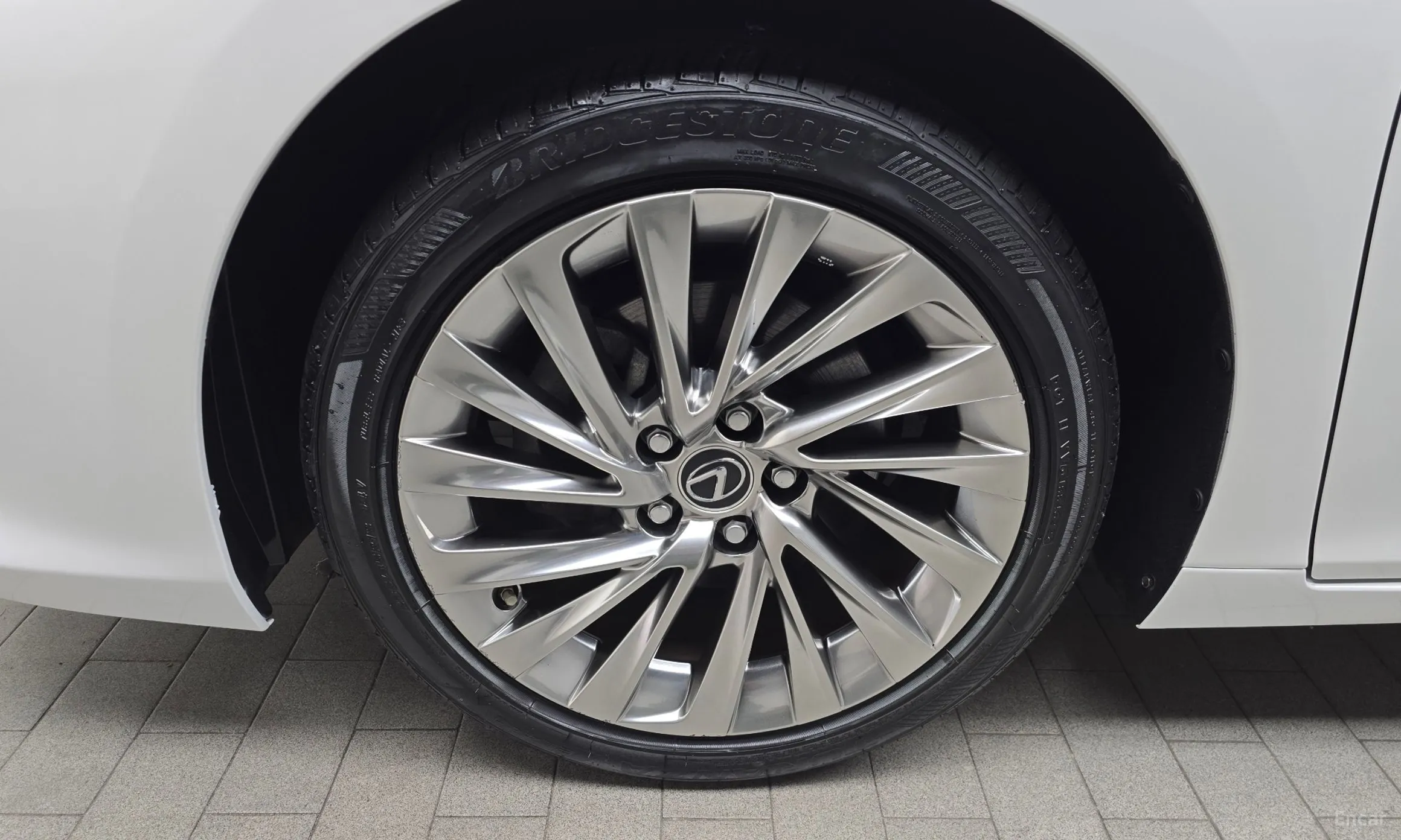 Lexus ES300h 7th Generation превью 5