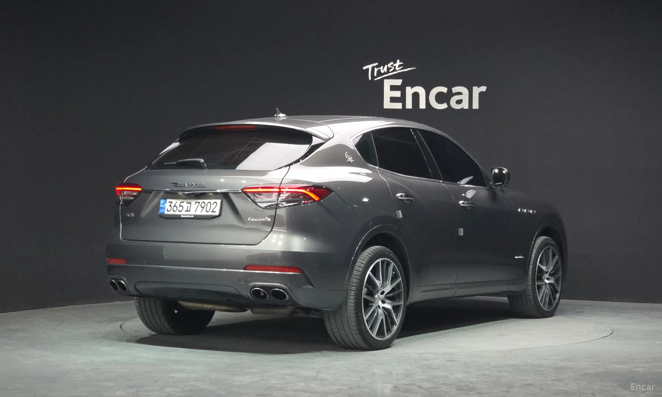 Maserati Levante превью 2