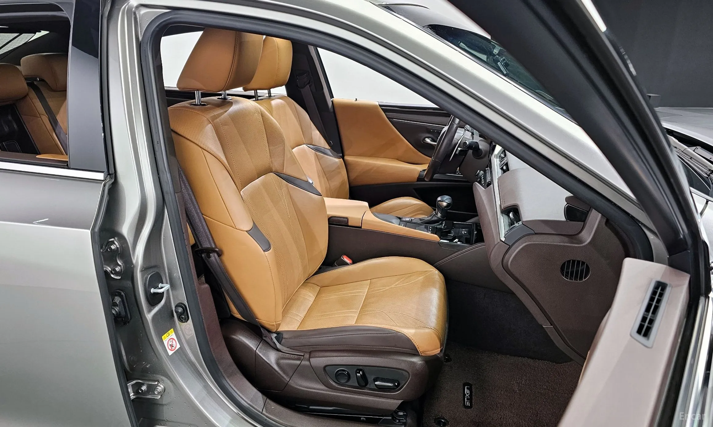 Lexus ES300h 7th Generation превью 12