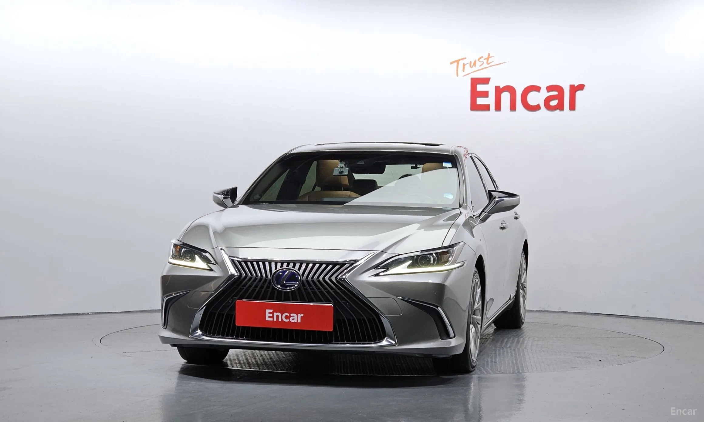 Lexus ES300h 7th Generation превью 3