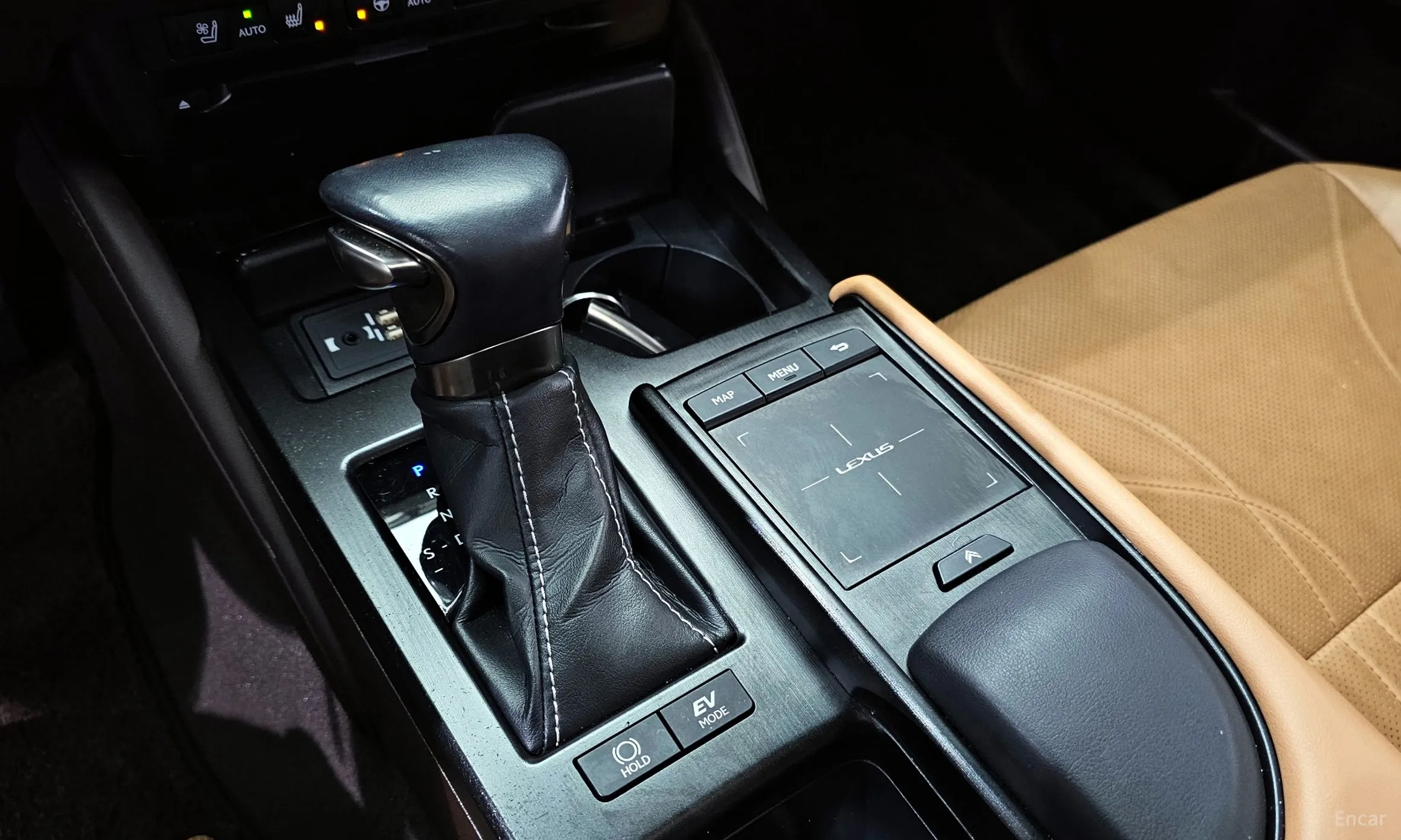 Lexus ES300h 7th Generation превью 9
