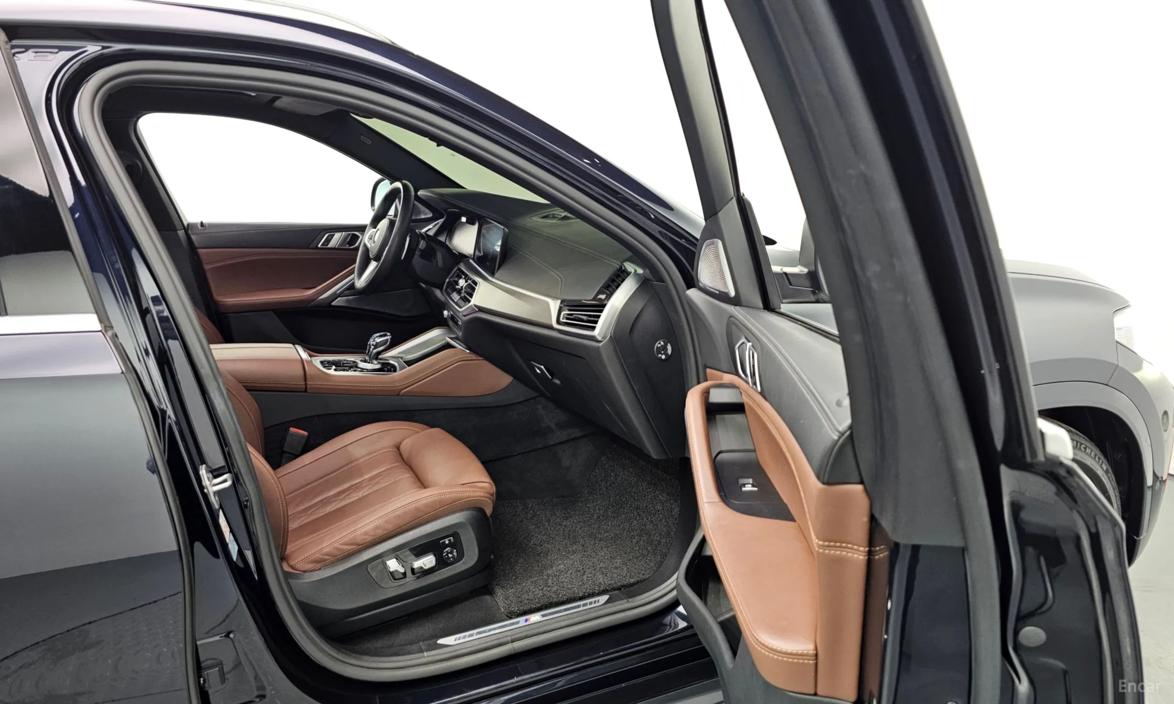BMW X6 (G06) превью 11
