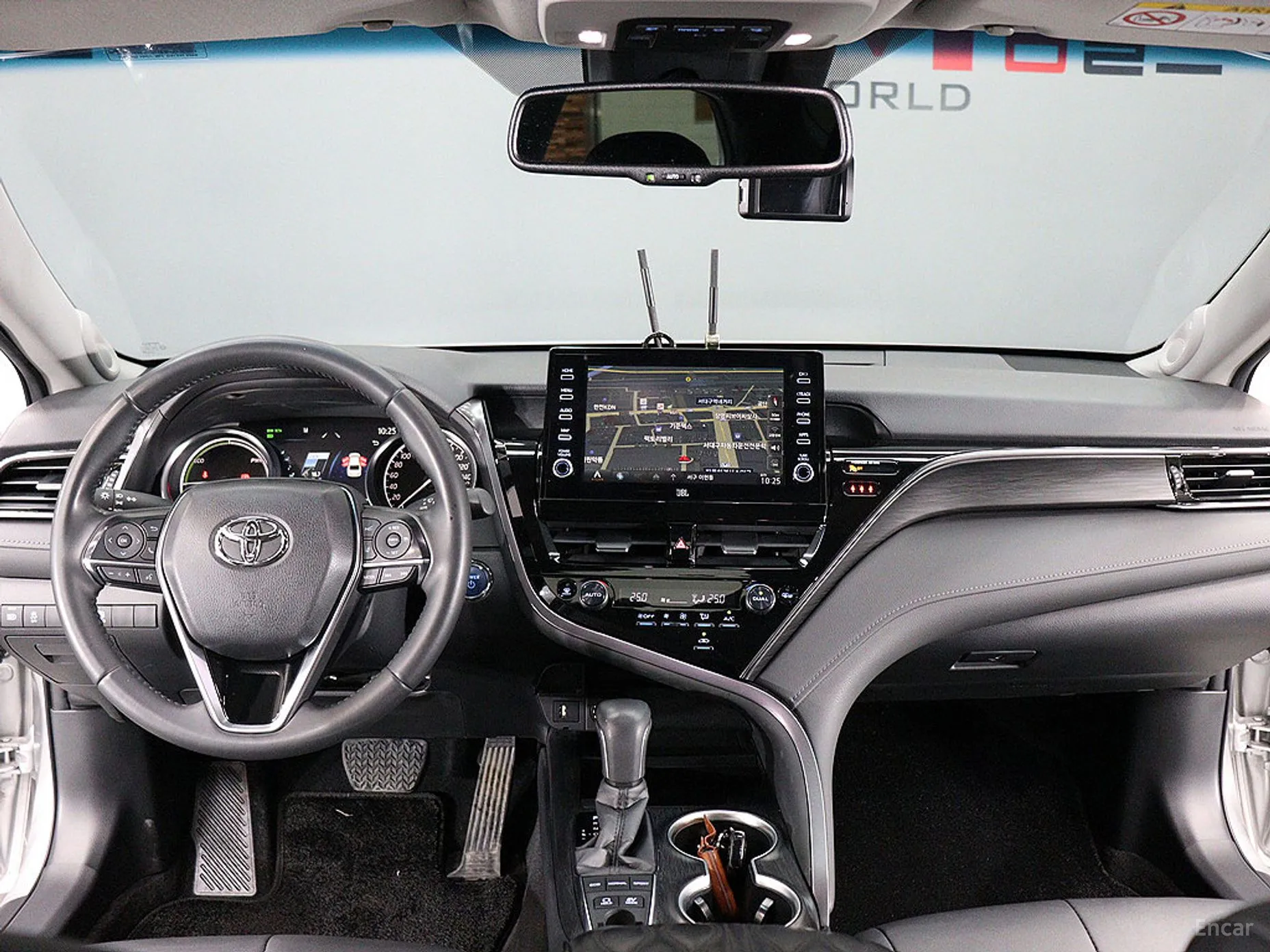 Toyota Camry (XV70) превью 7