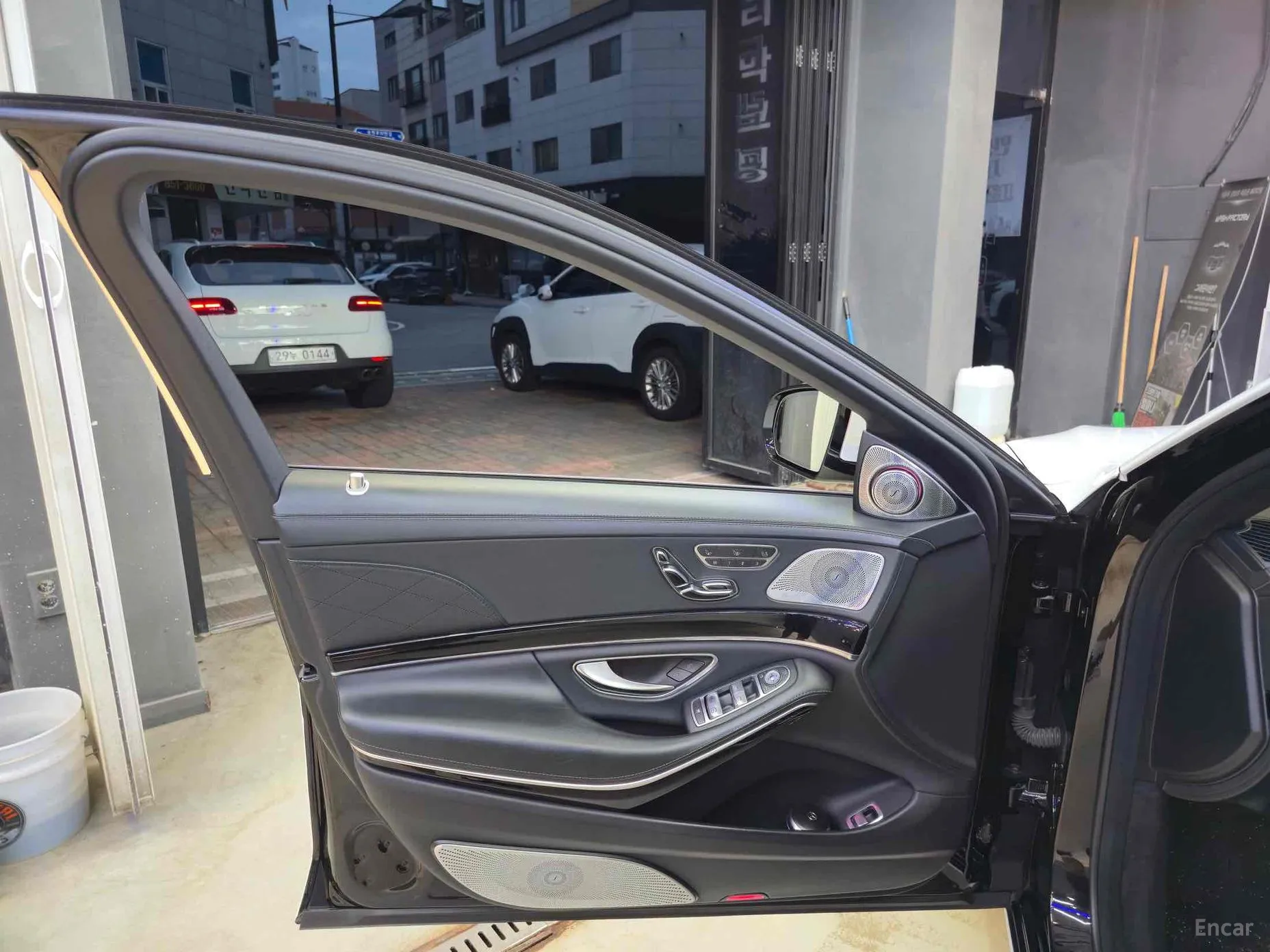 Mercedes Benz S-Class W222 превью 14