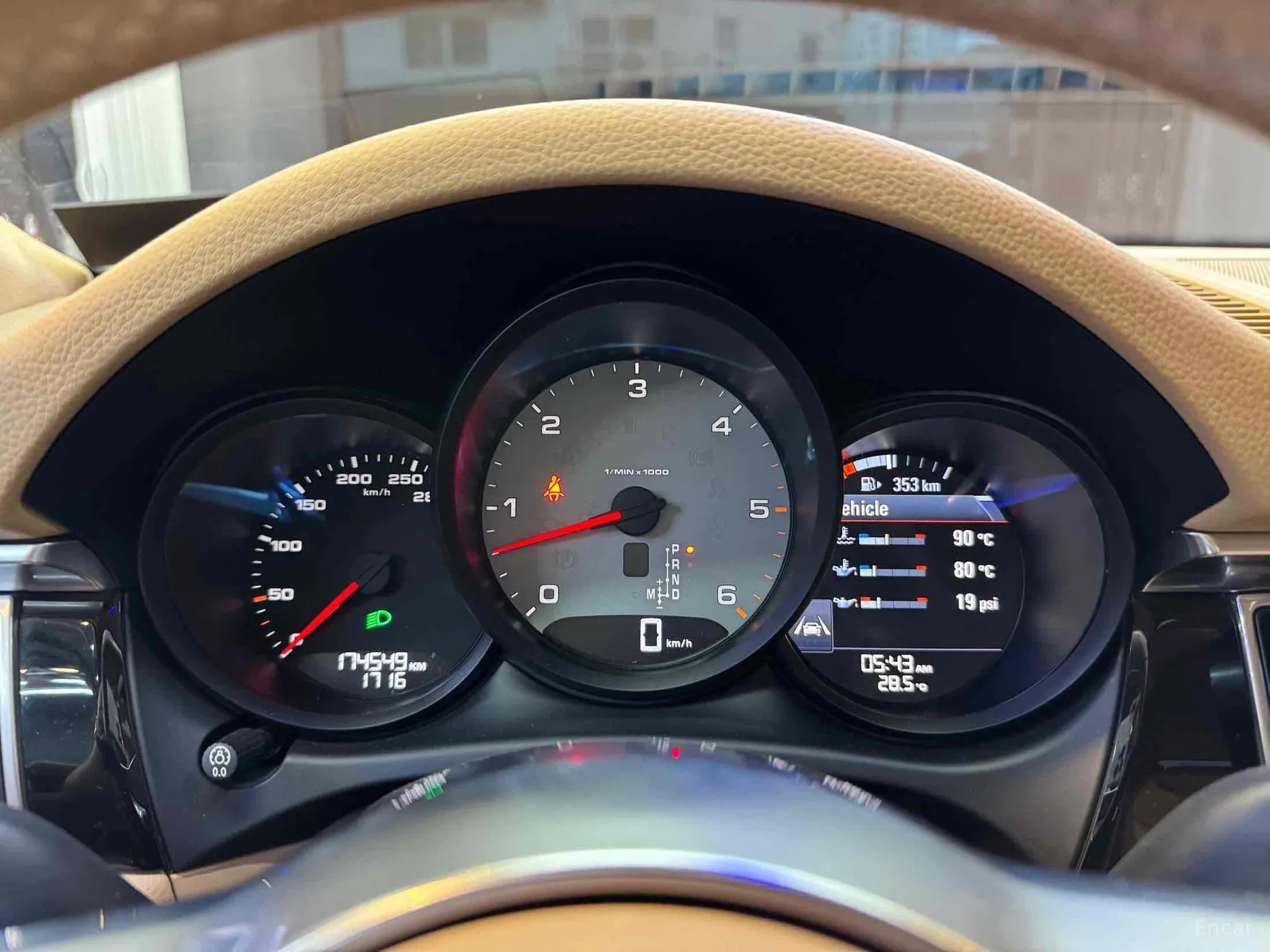 Porsche Macan превью 8