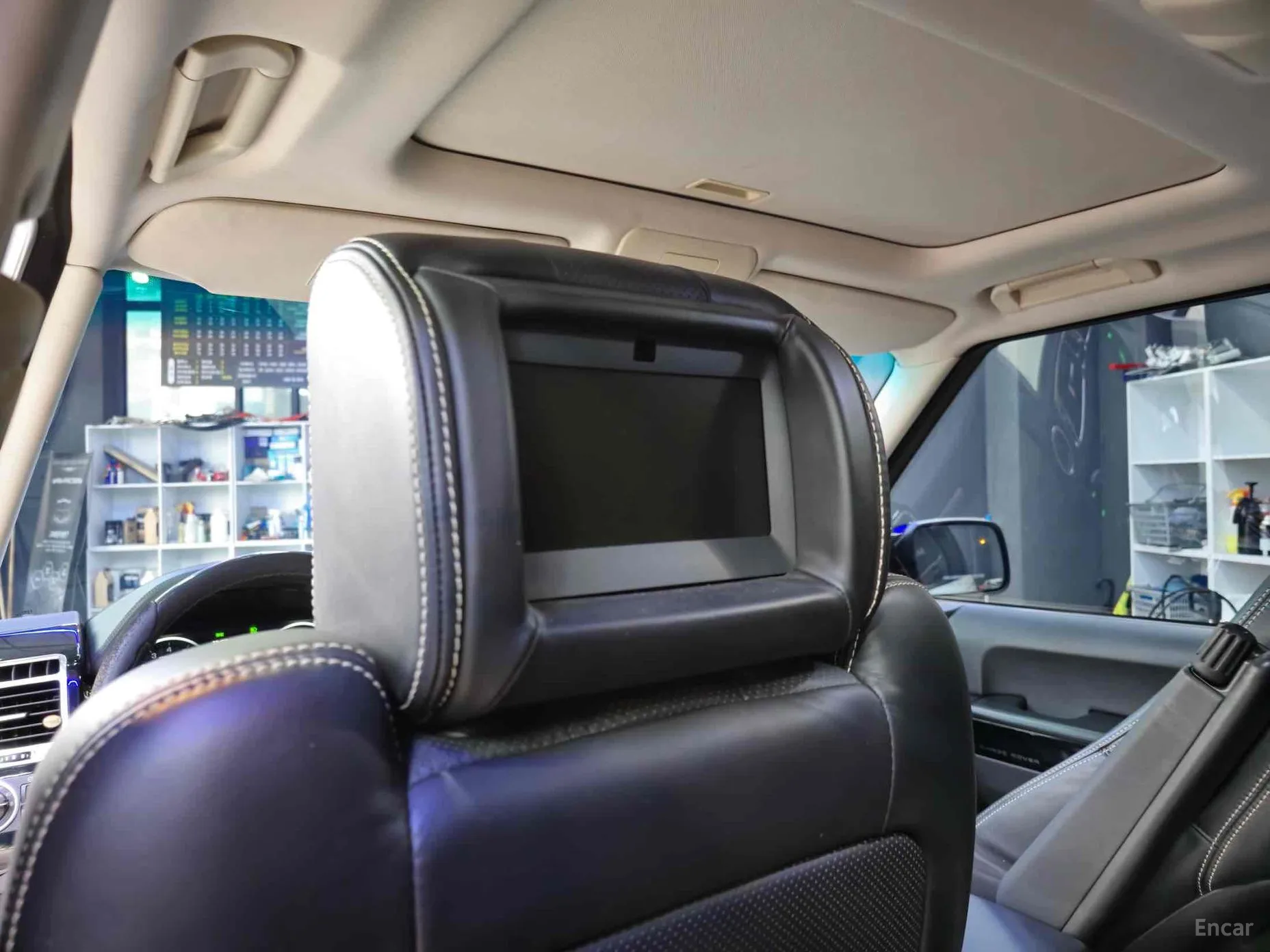 Land Rover Range Rover превью 18