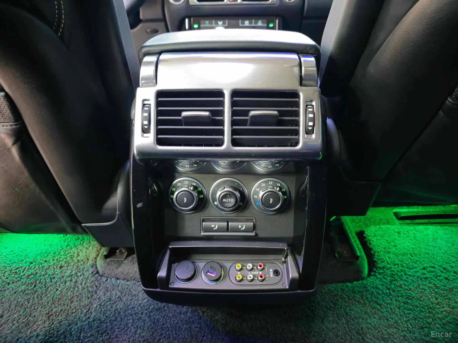 Land Rover Range Rover превью 19