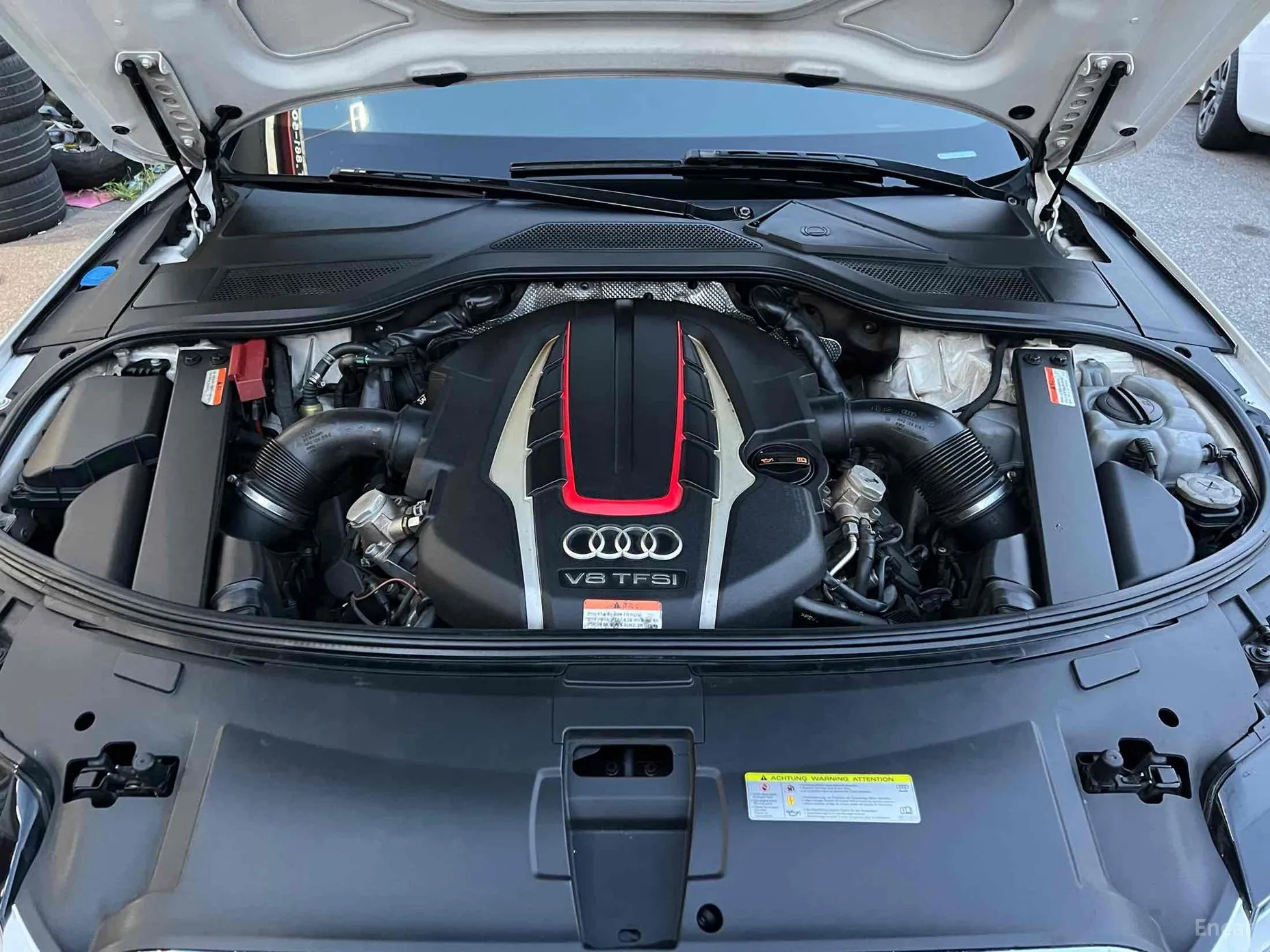 Audi S8 превью 8