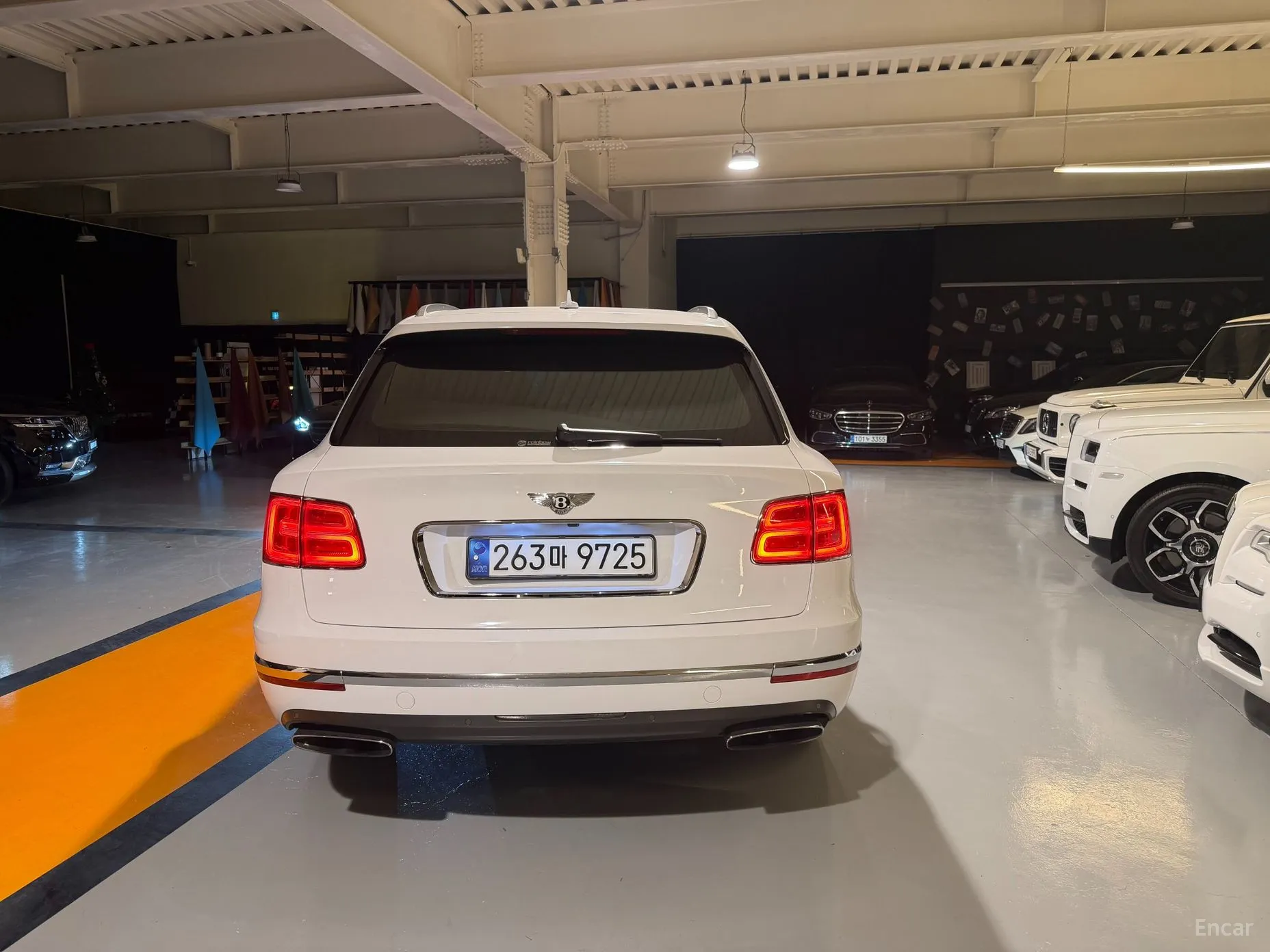 Bentley Bentayga превью 6