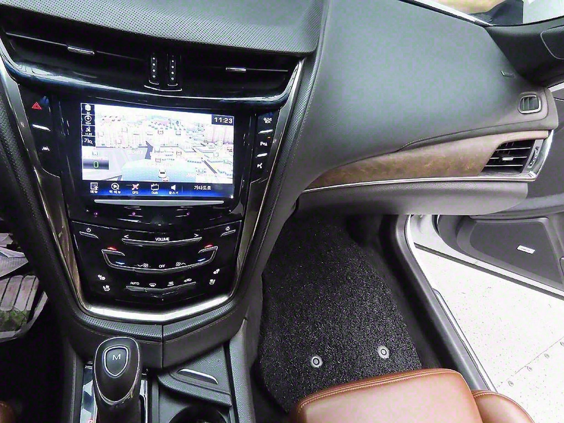 Cadillac CTS Gen 3 превью 12