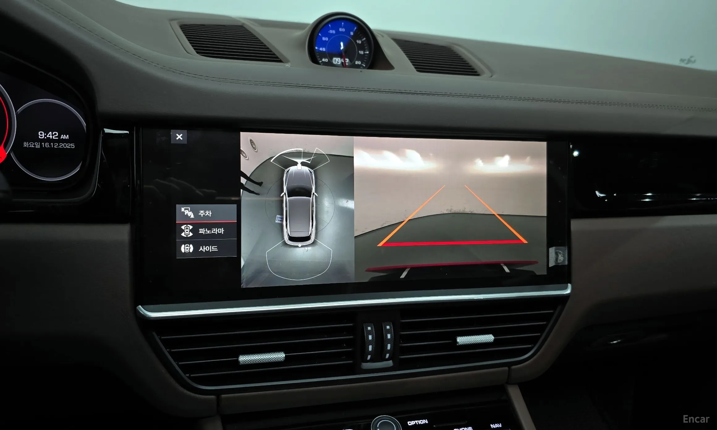 Porsche Cayenne (PO536) превью 15