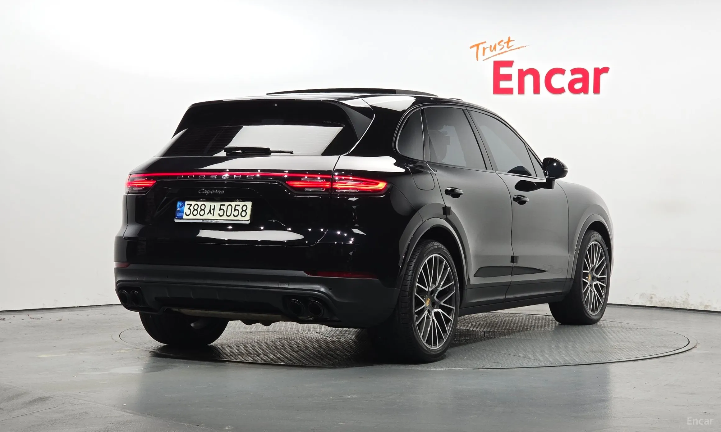 Porsche Cayenne (PO536) превью 2