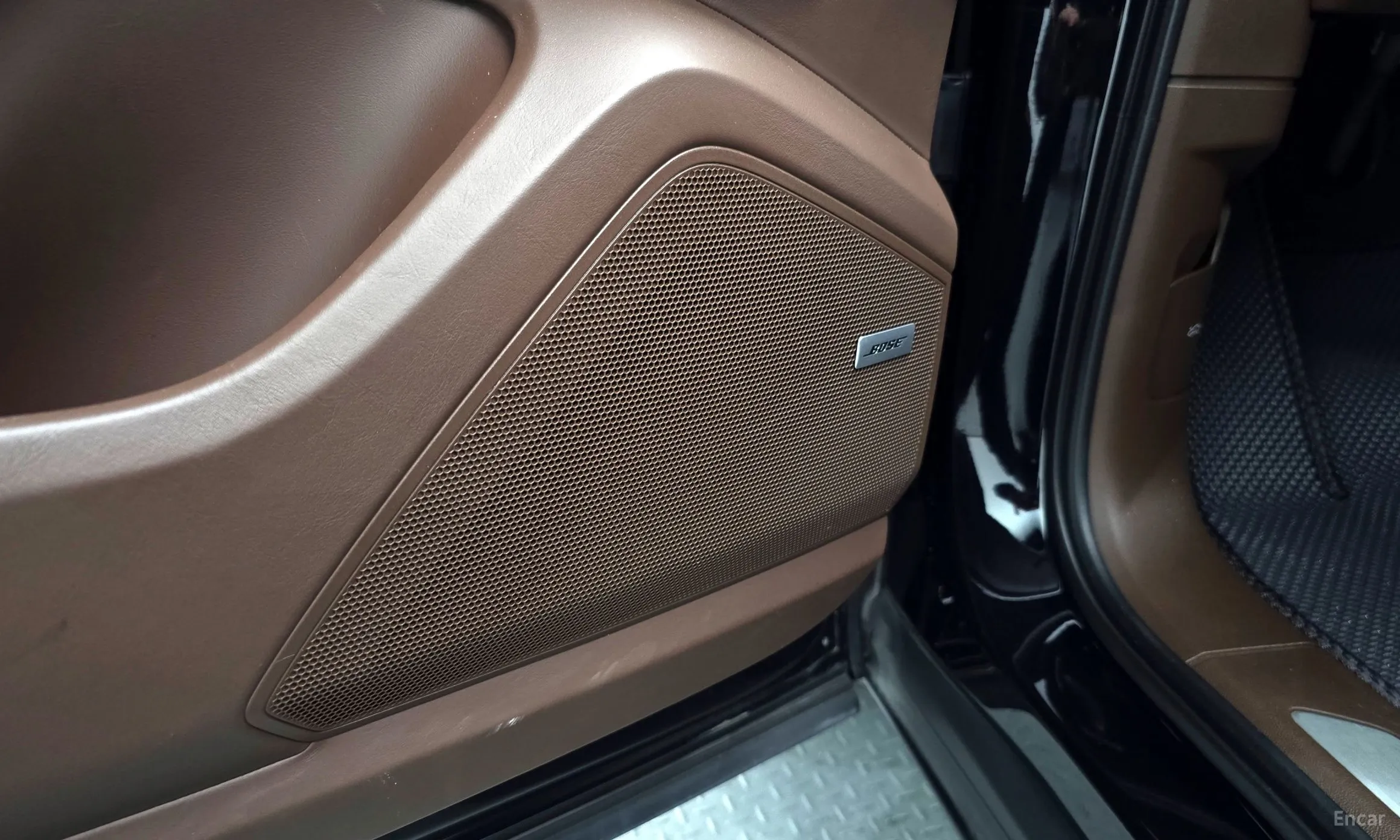 Porsche Cayenne (PO536) превью 17