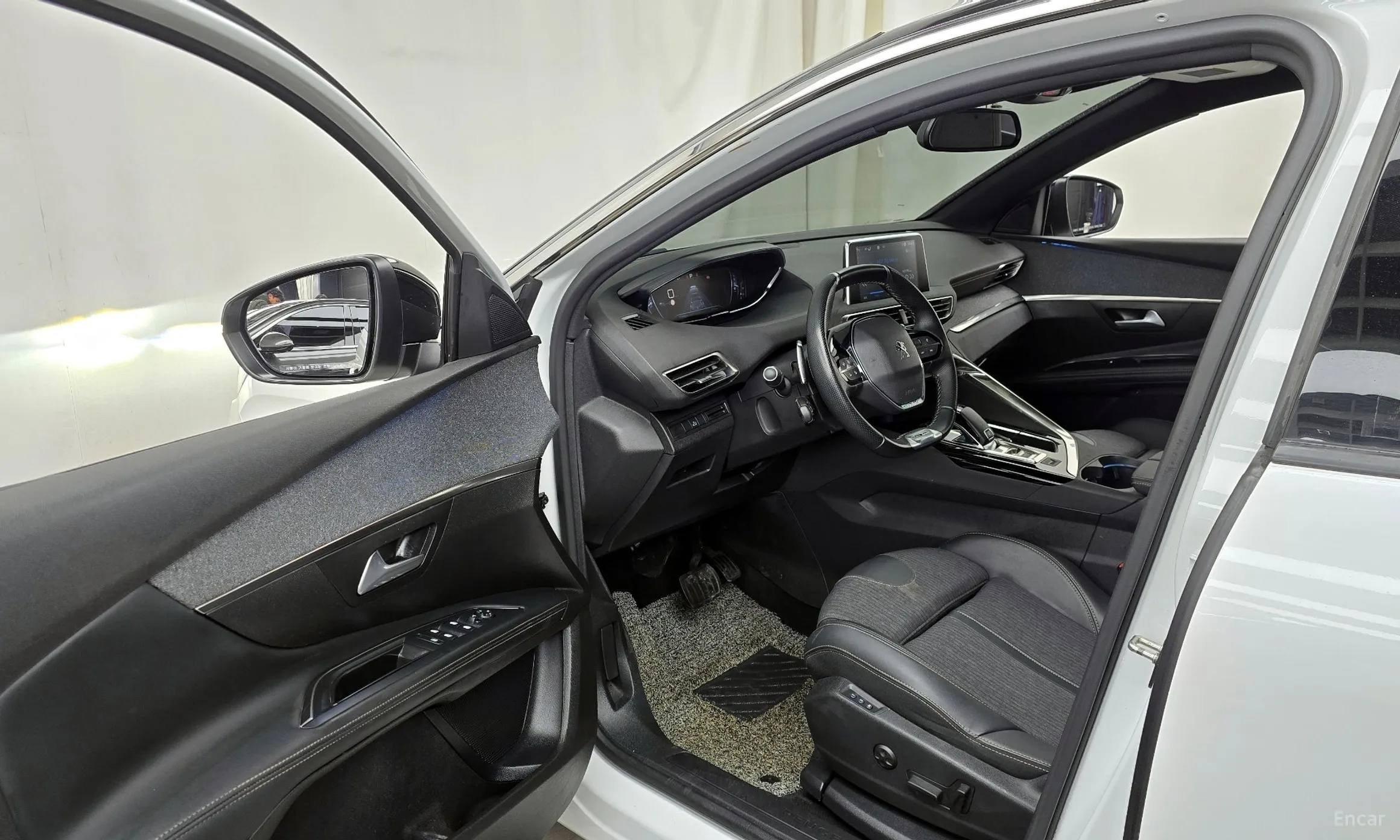 Peugeot 5008 2nd generation превью 10