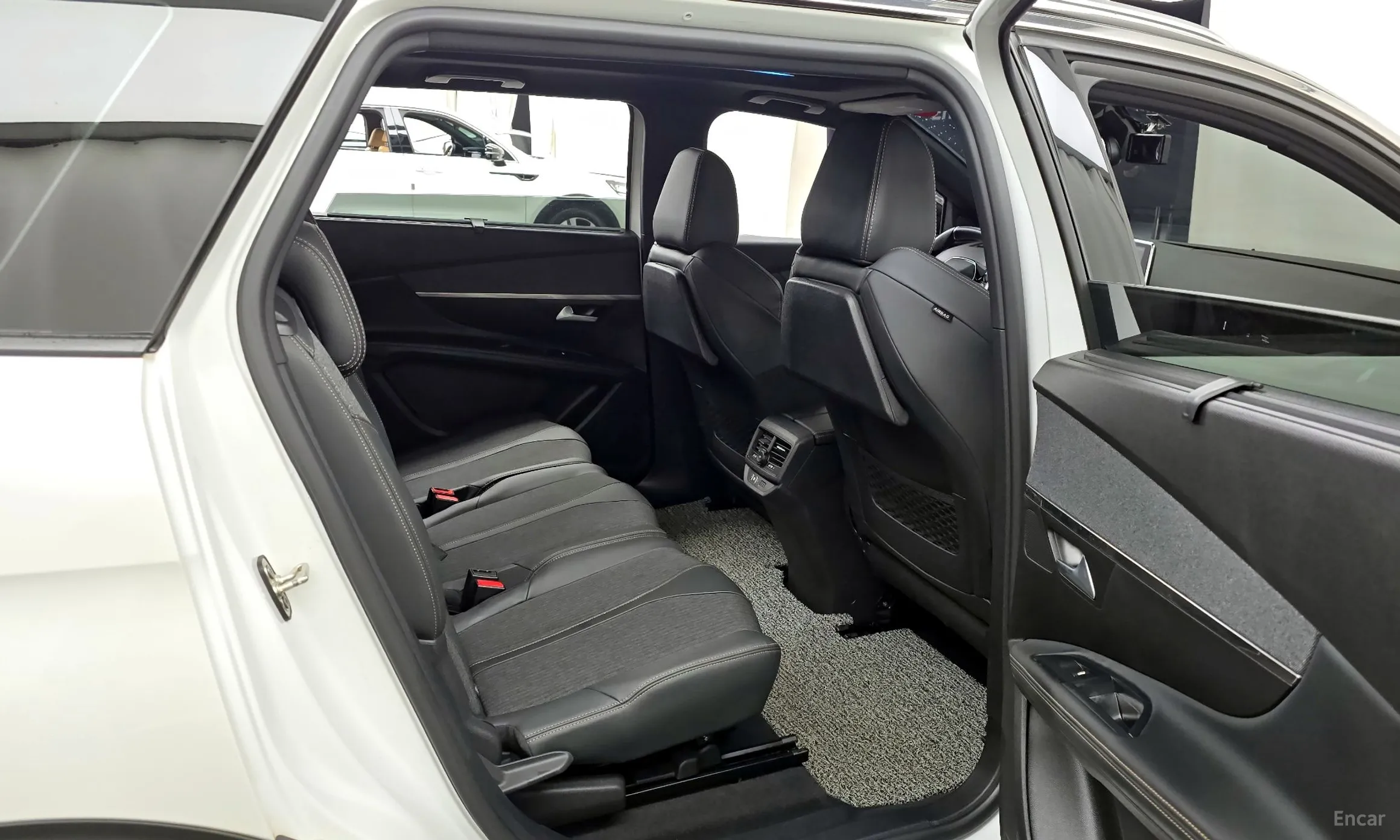 Peugeot 5008 2nd generation превью 12