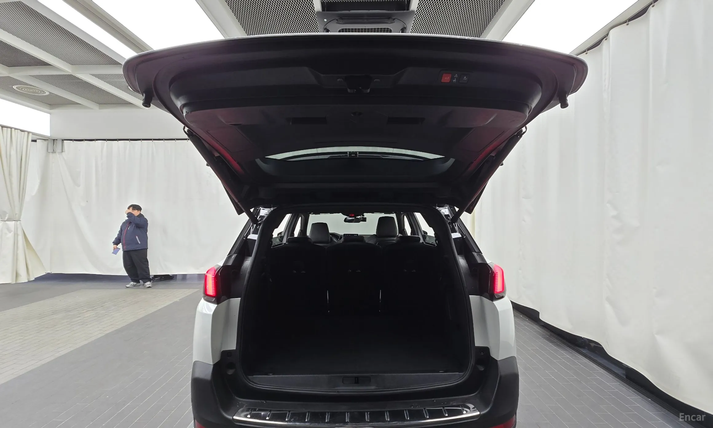 Peugeot 5008 2nd generation превью 20