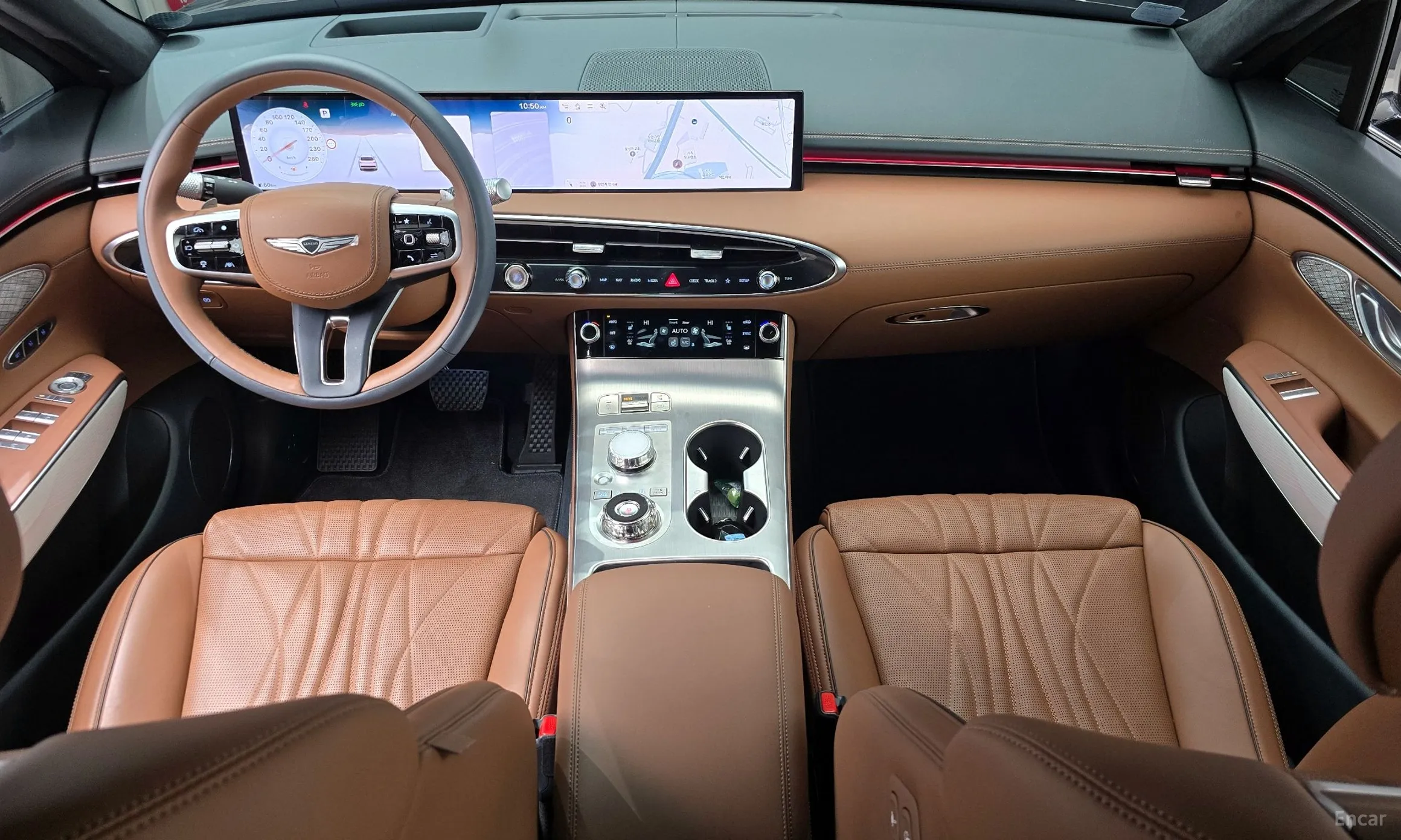 Genesis GV70 превью 7