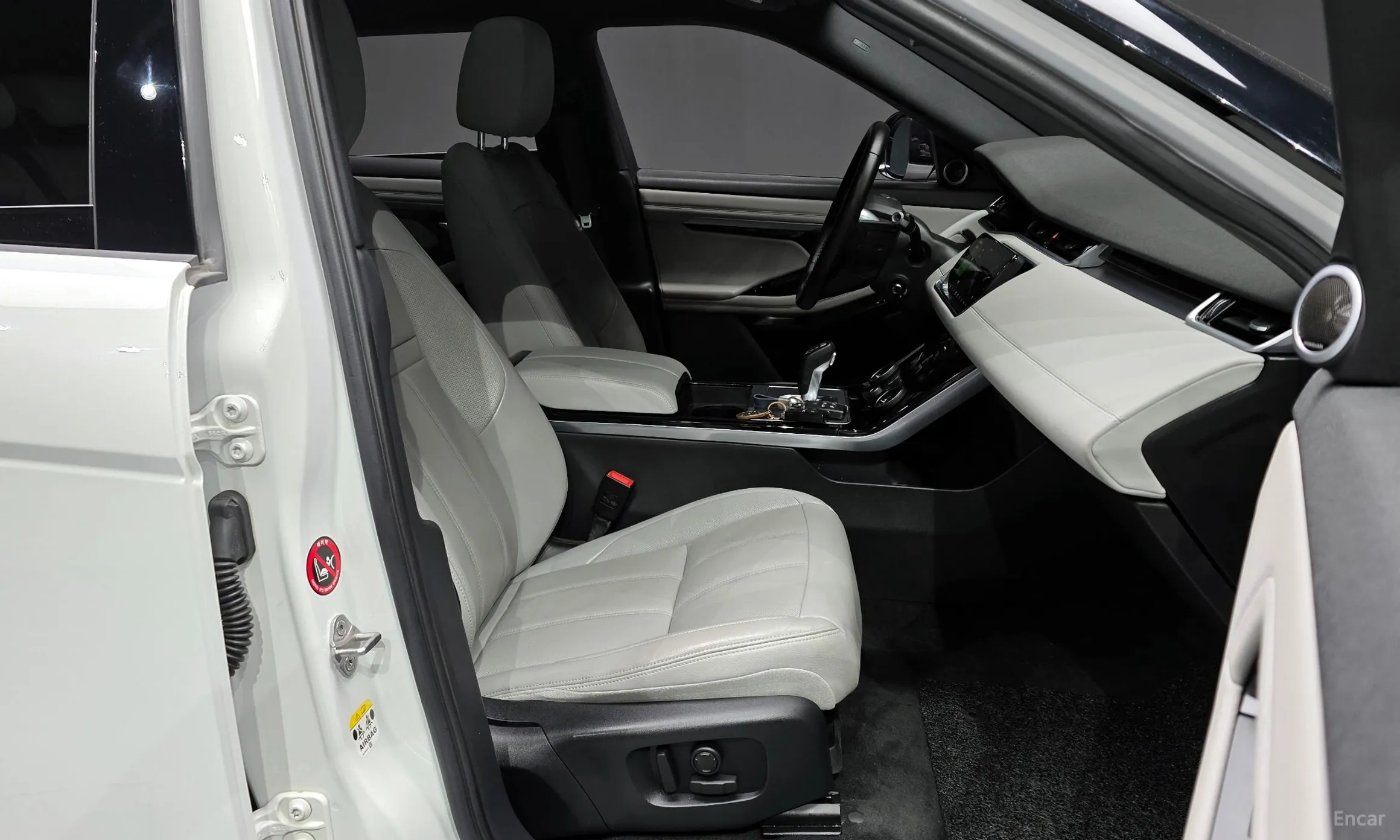 Land Rover Range Rover Evoque 2nd Generation превью 11