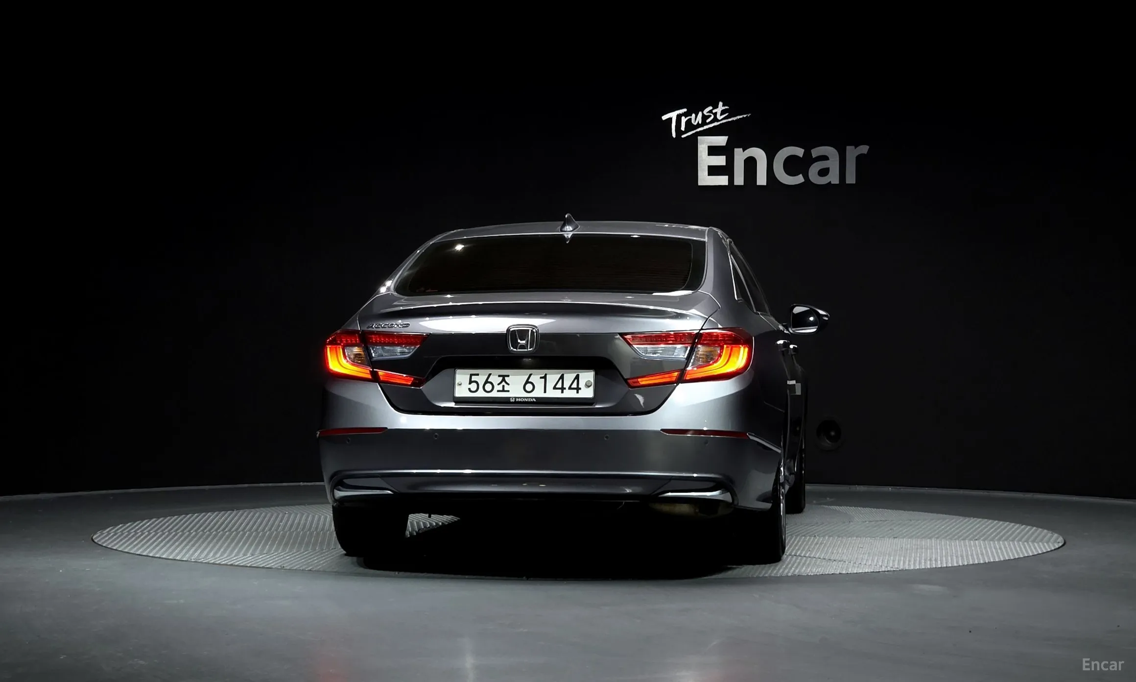 Honda Accord 10th Generation превью 4
