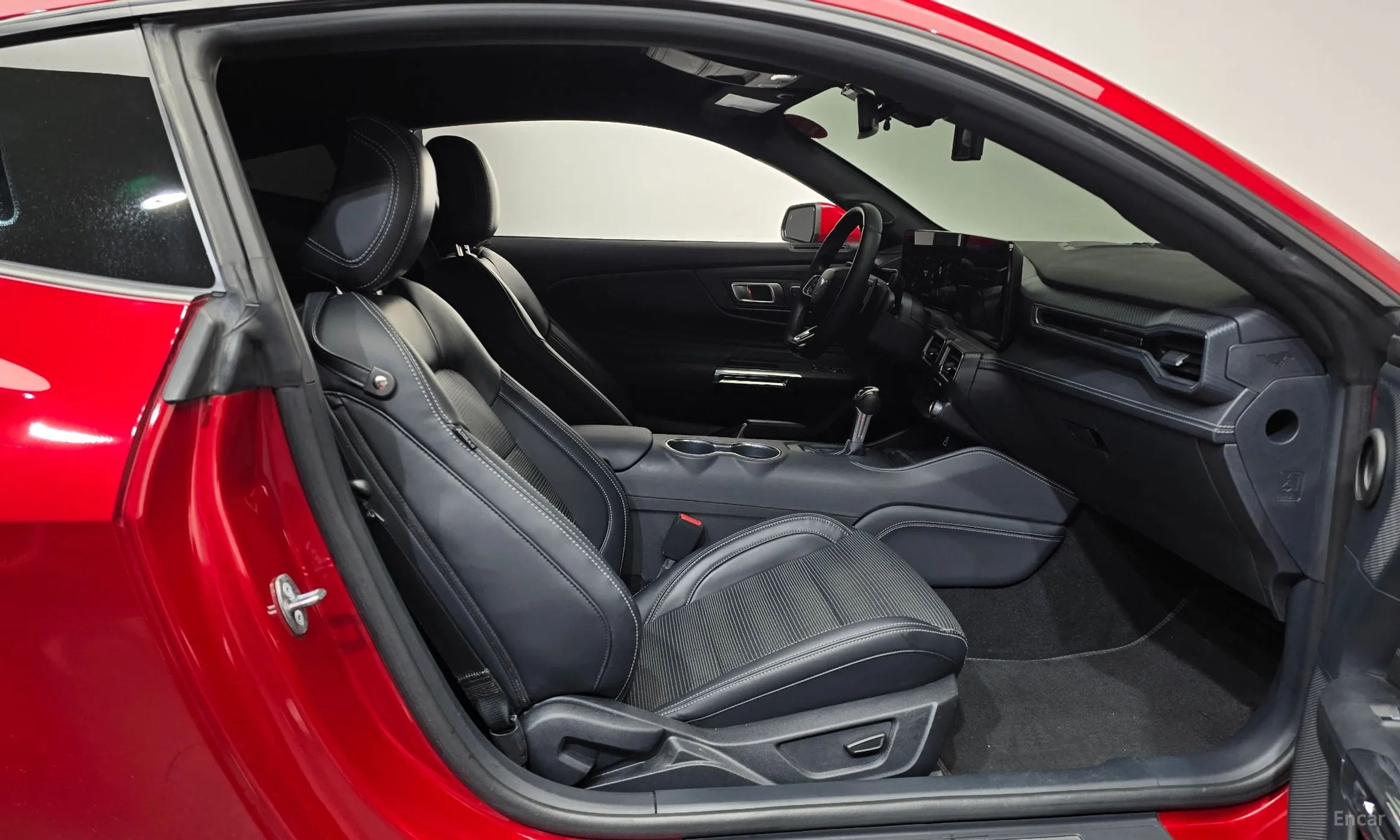 Ford Mustang 7th Generation превью 11