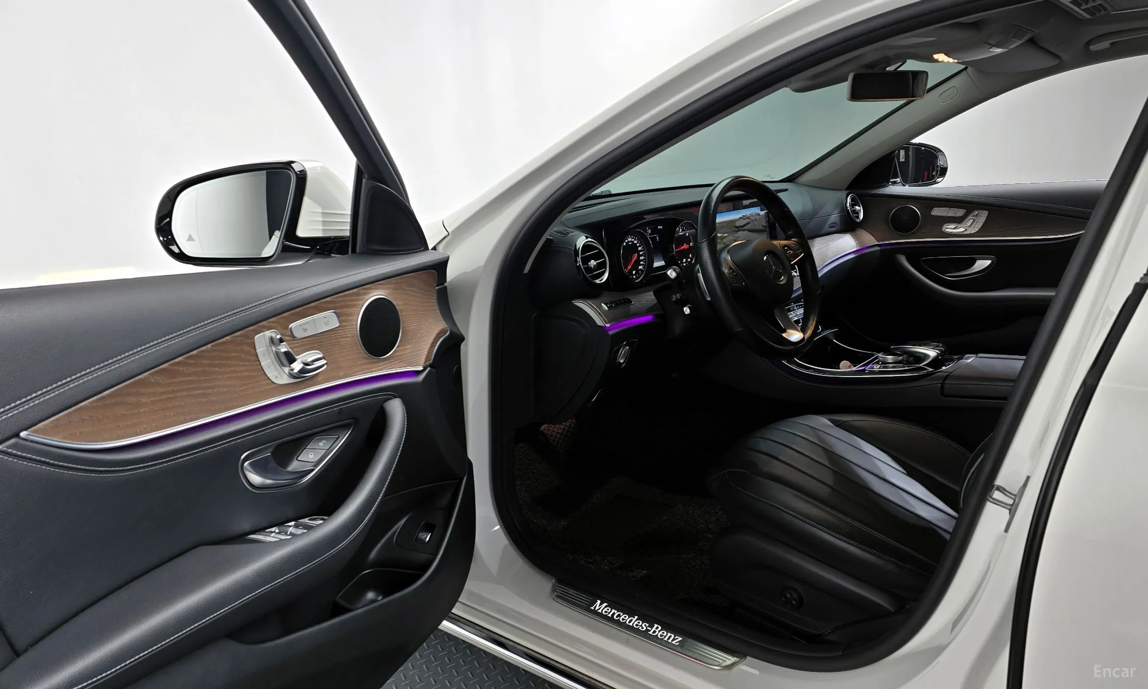 Mercedes Benz E-Class W213 превью 10