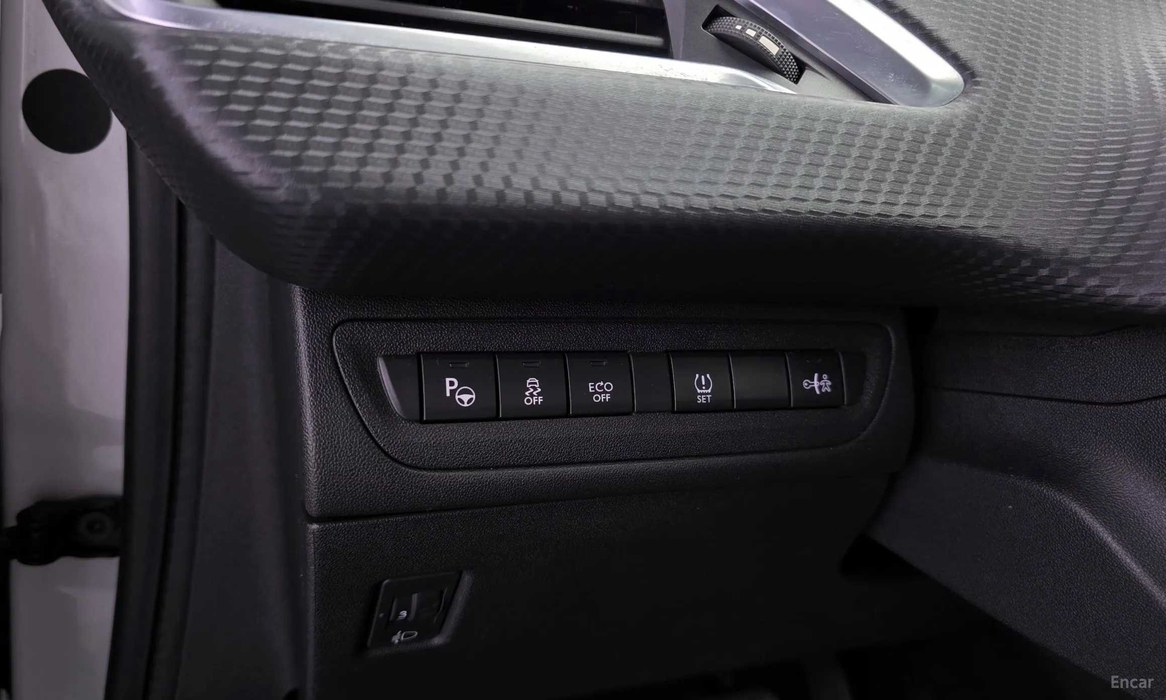 Peugeot 2008. превью 17