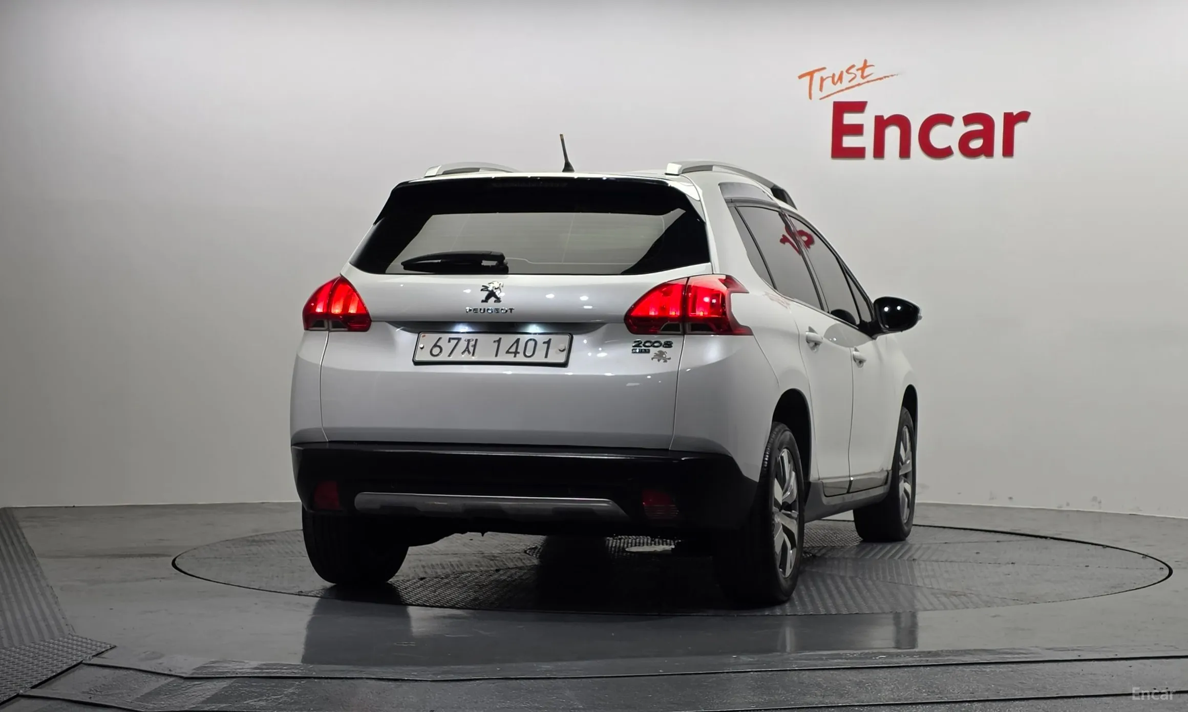 Peugeot 2008. превью 4