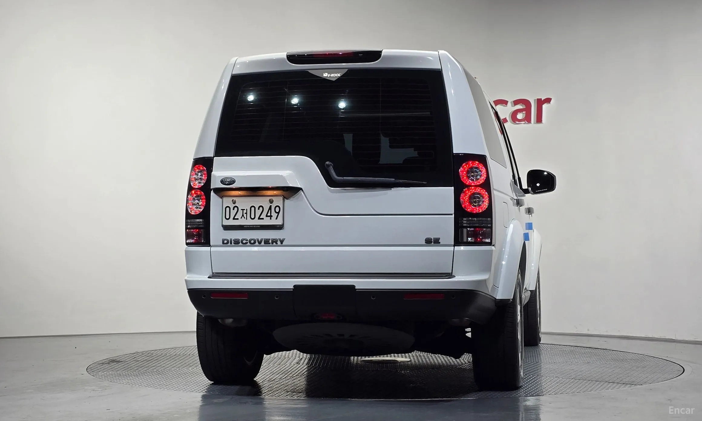 Land Rover Discovery 4 превью 4