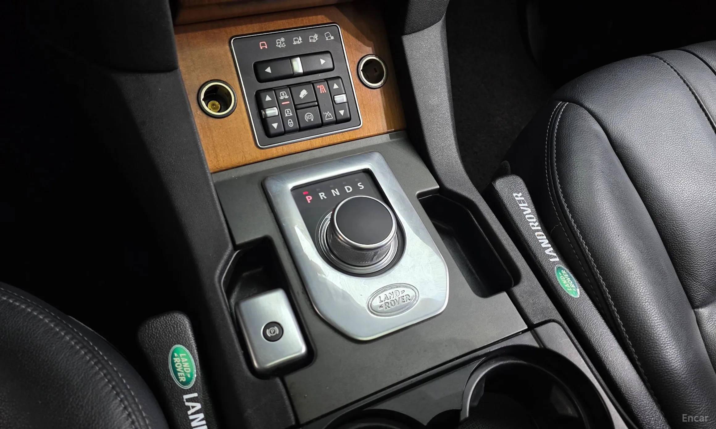 Land Rover Discovery 4 превью 9