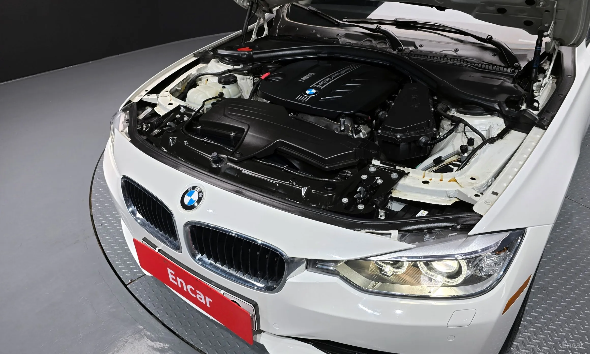 BMW 3 Series (F30) превью 6