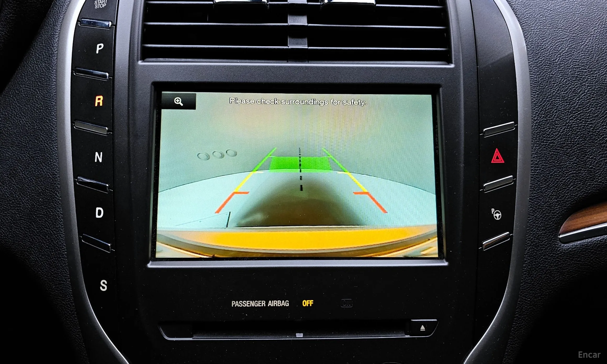 Lincoln MKC превью 15