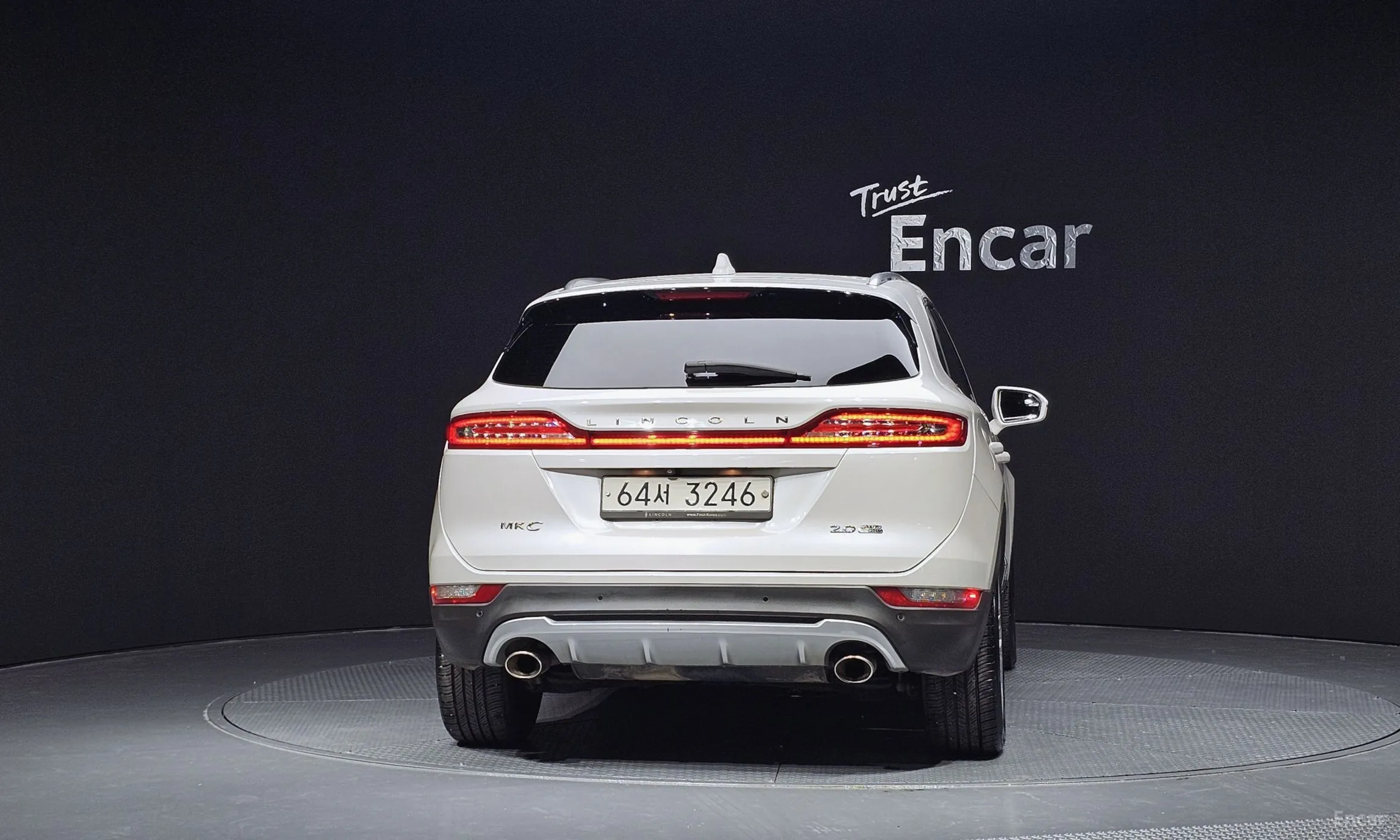 Lincoln MKC превью 4