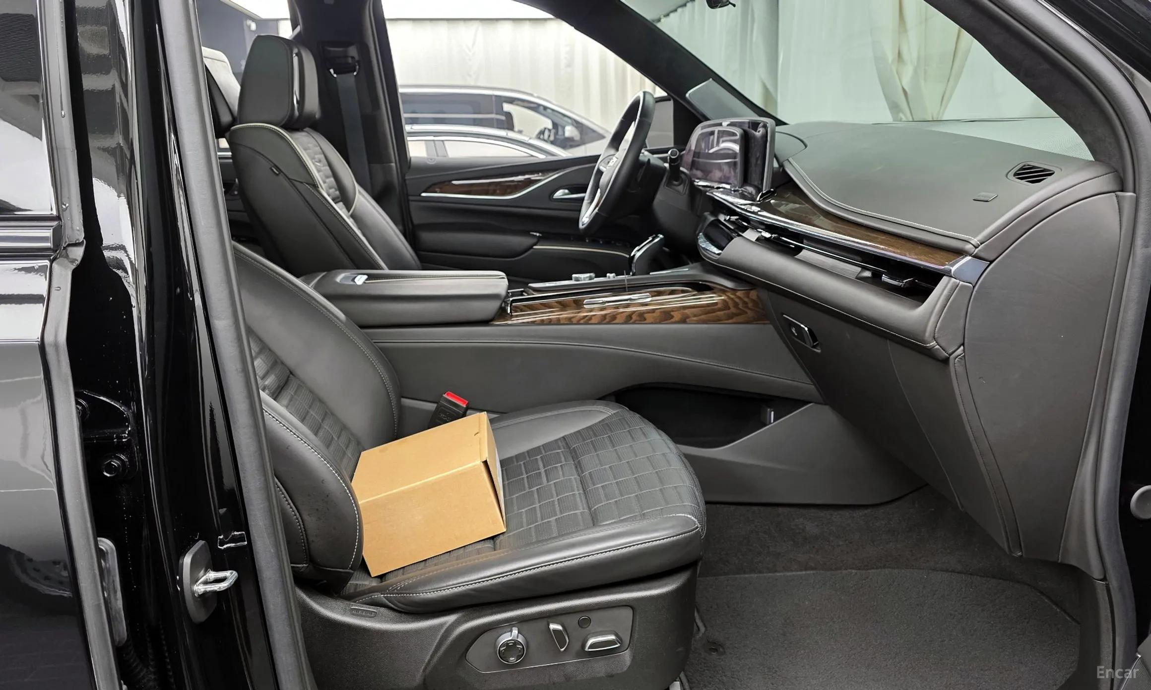 Cadillac Escalade 5th Generation превью 11