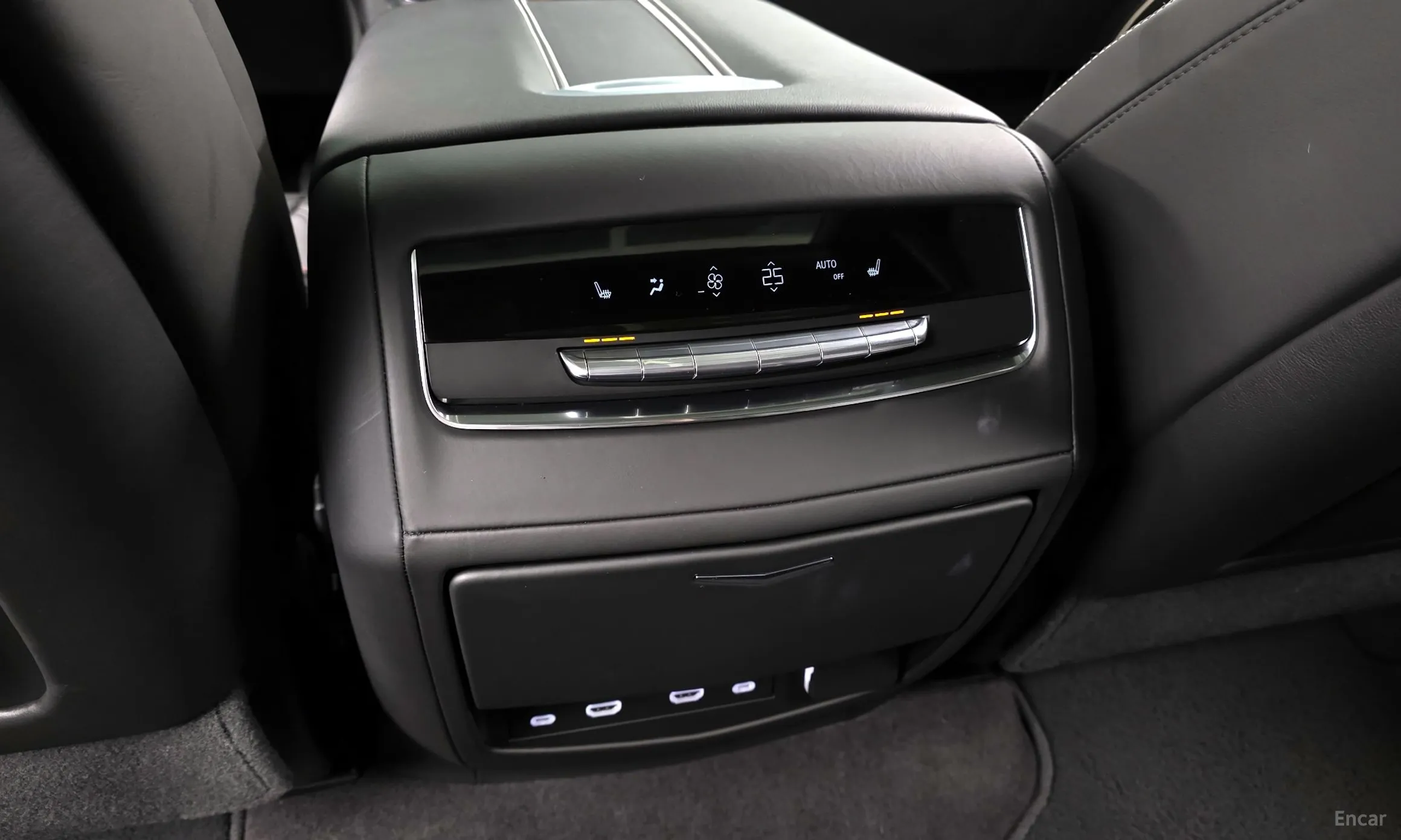 Cadillac Escalade 5th Generation превью 18
