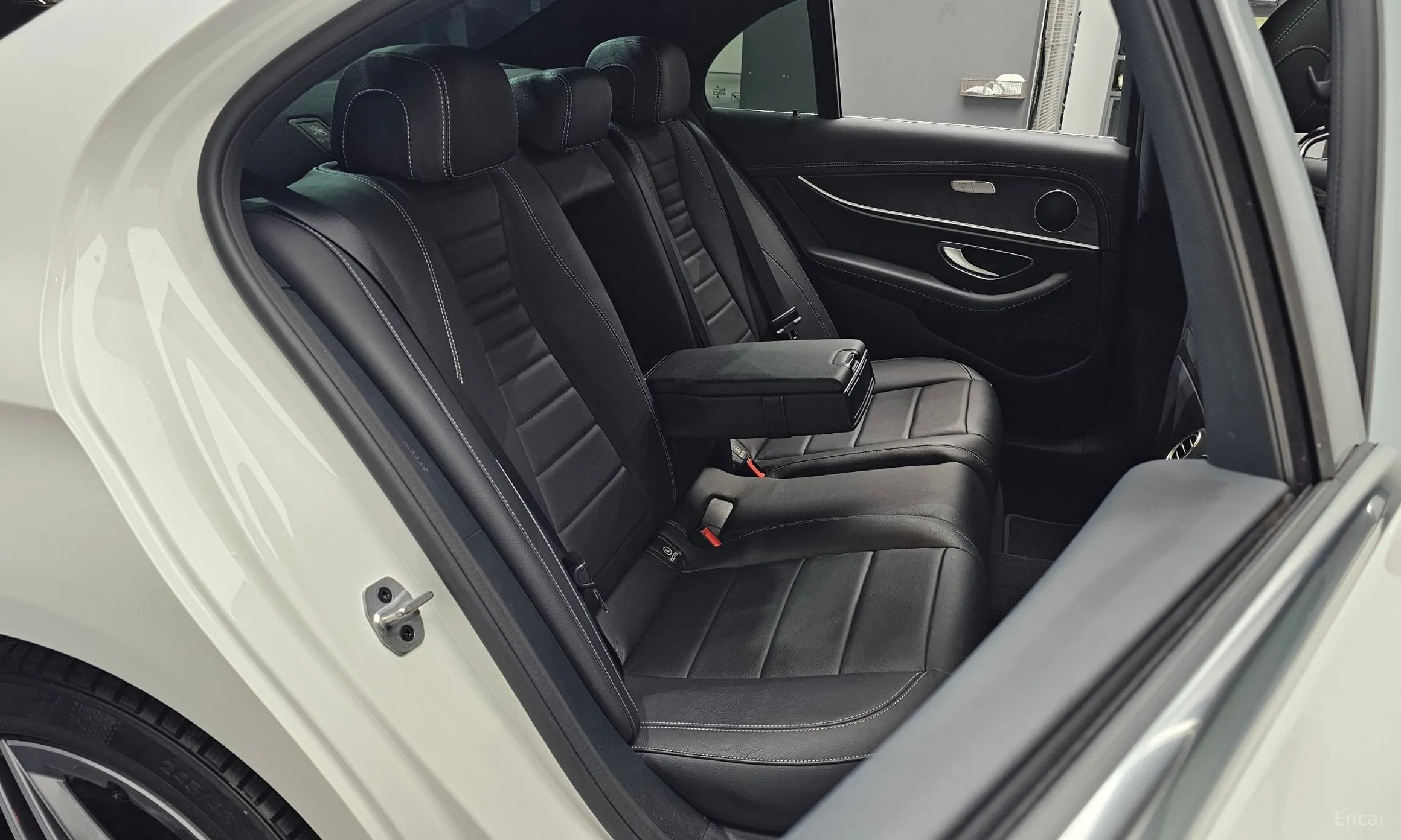 Mercedes Benz E-Class W213 превью 12