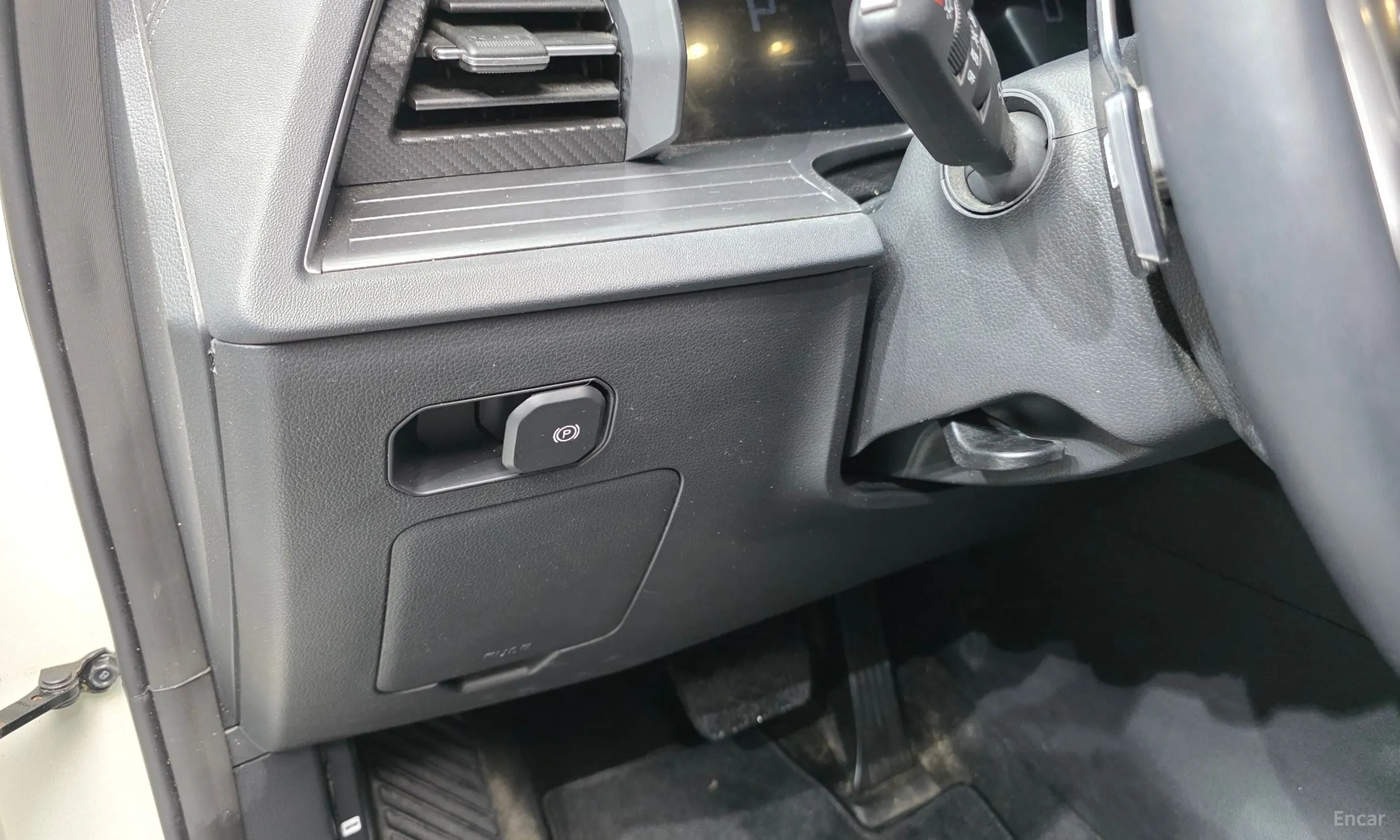 KG Mobility (SsangYong) Torres превью 15