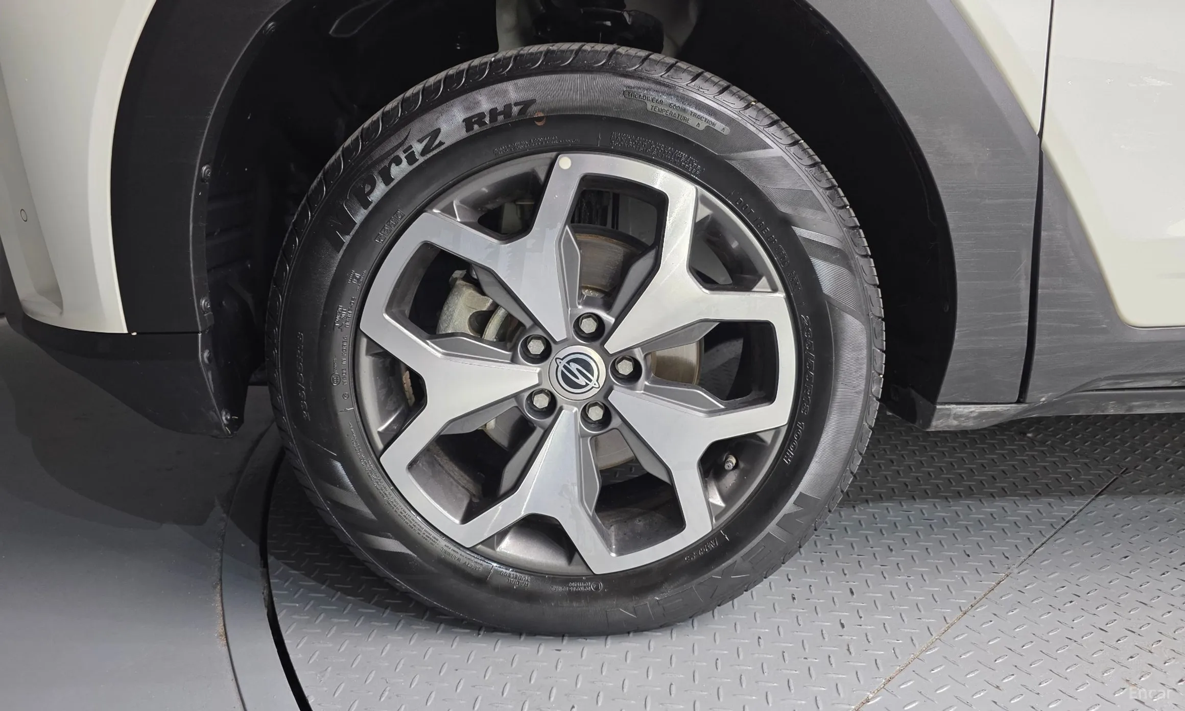 KG Mobility (SsangYong) Torres превью 5