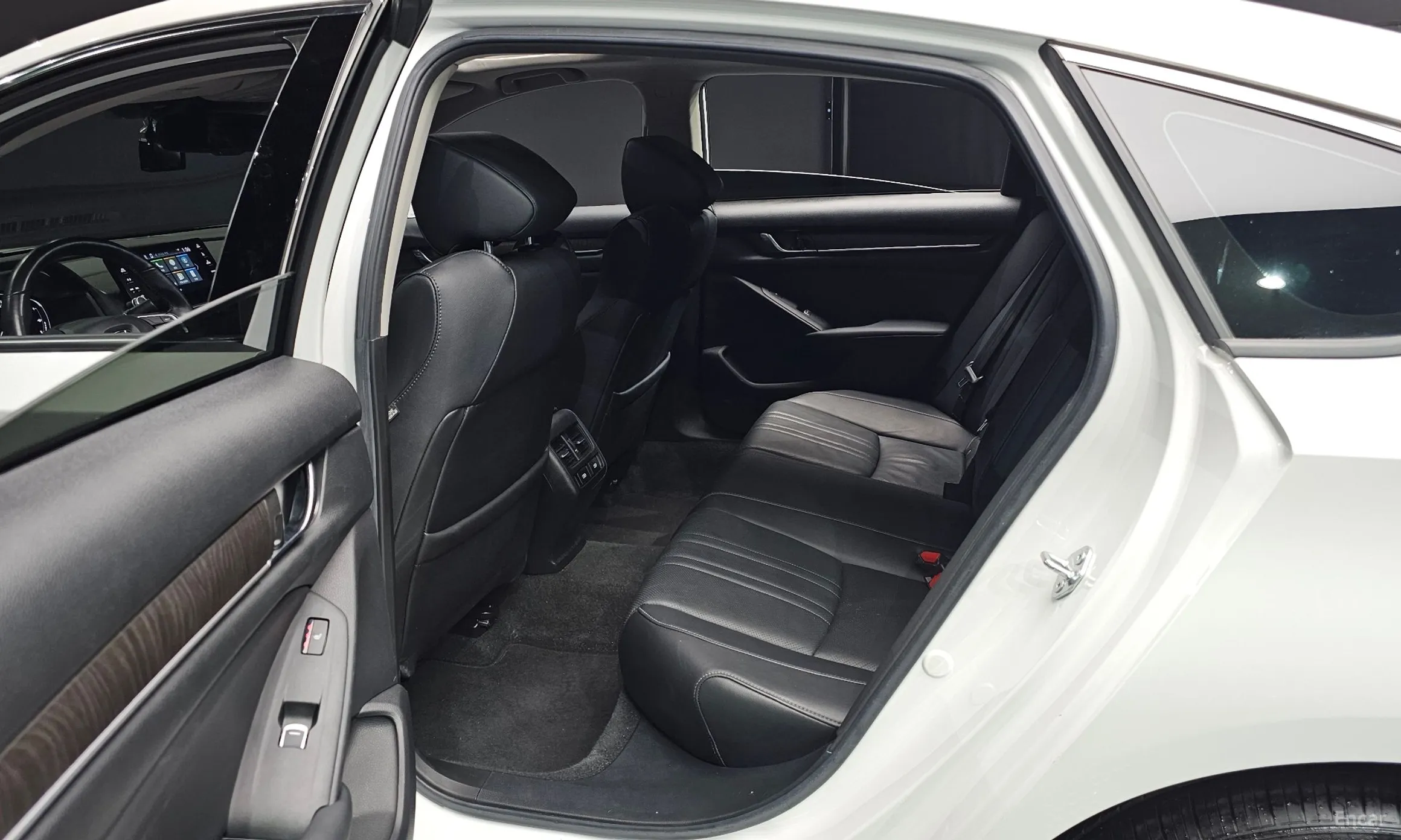 Honda Accord 10th Generation превью 12