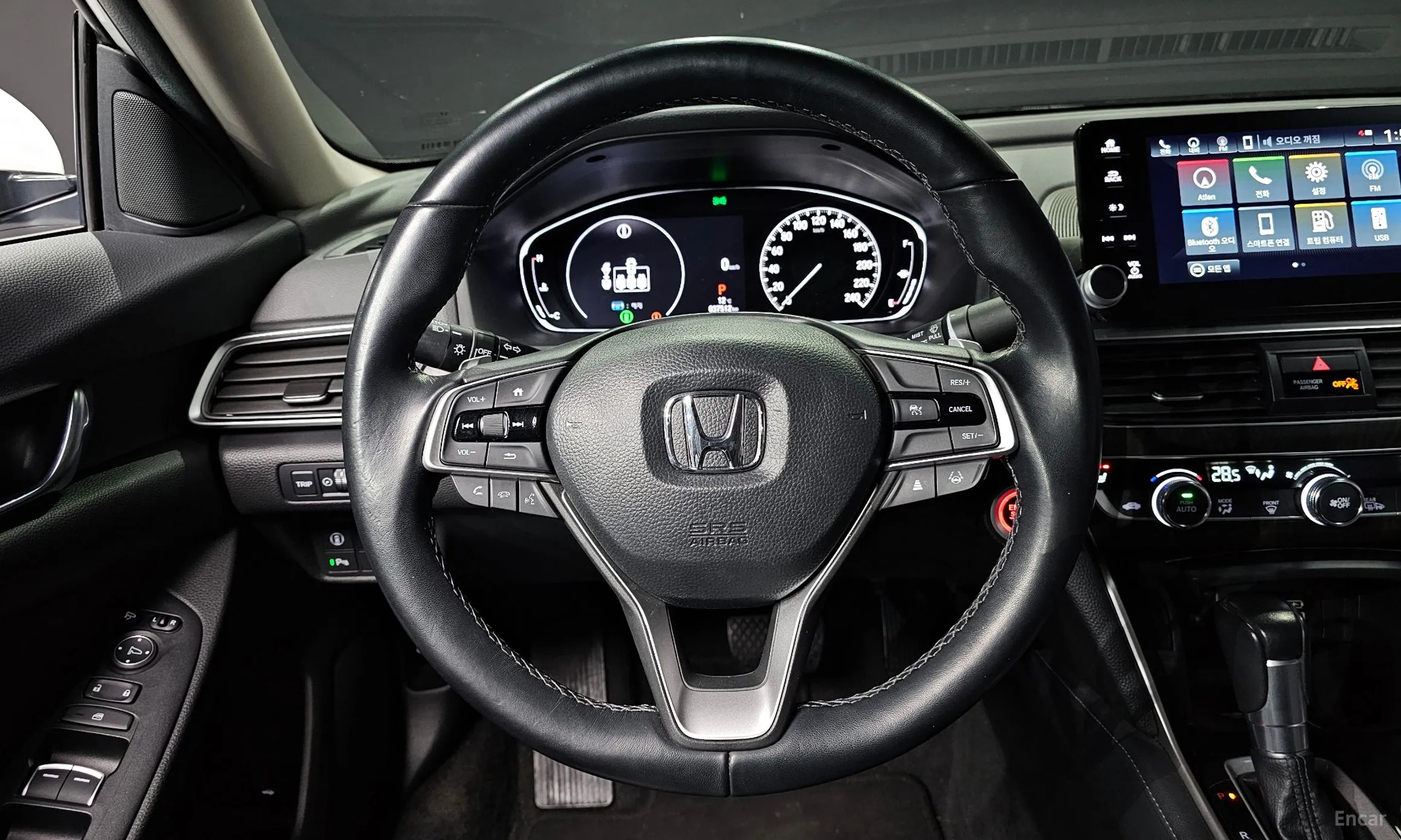 Honda Accord 10th Generation превью 13