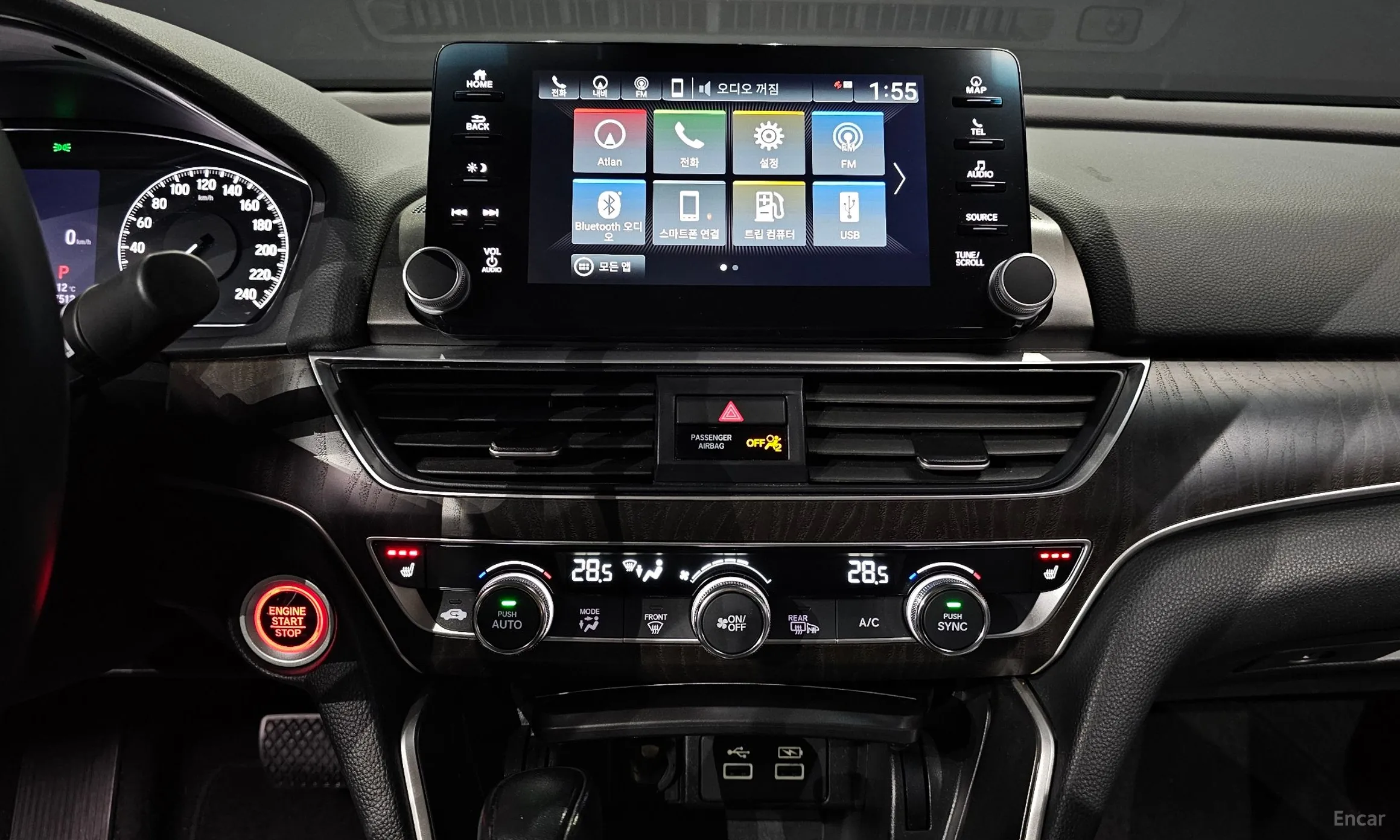 Honda Accord 10th Generation превью 14