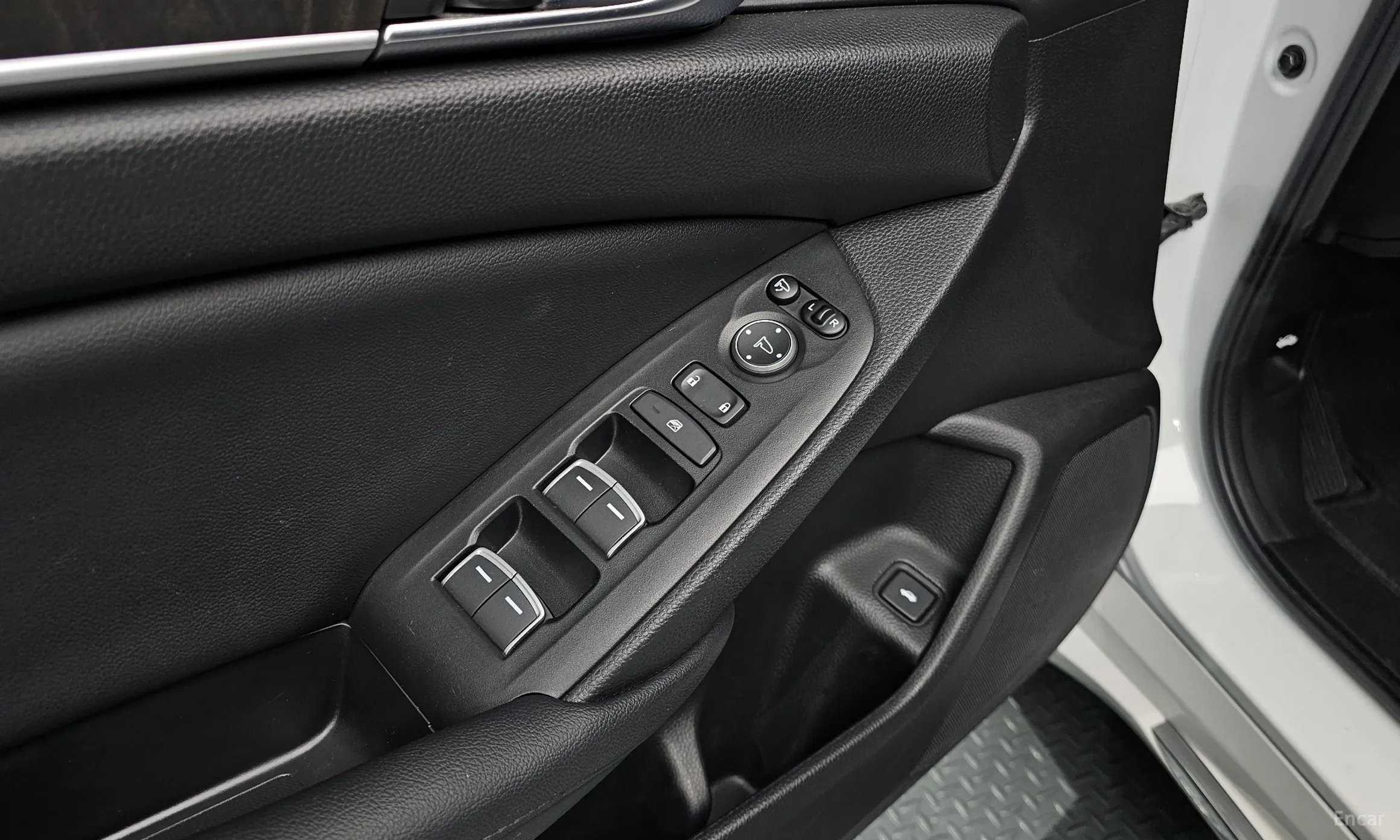 Honda Accord 10th Generation превью 17