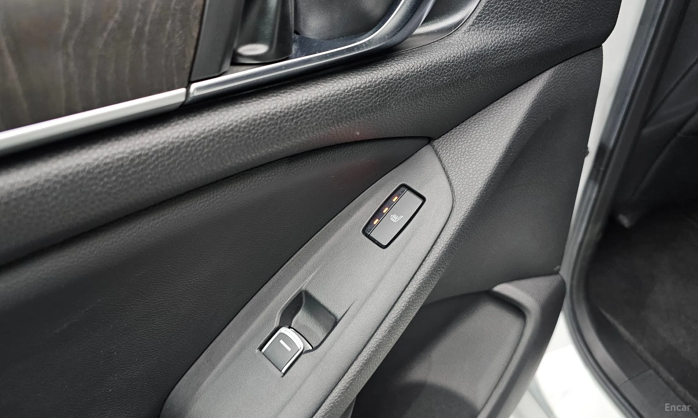 Honda Accord 10th Generation превью 19