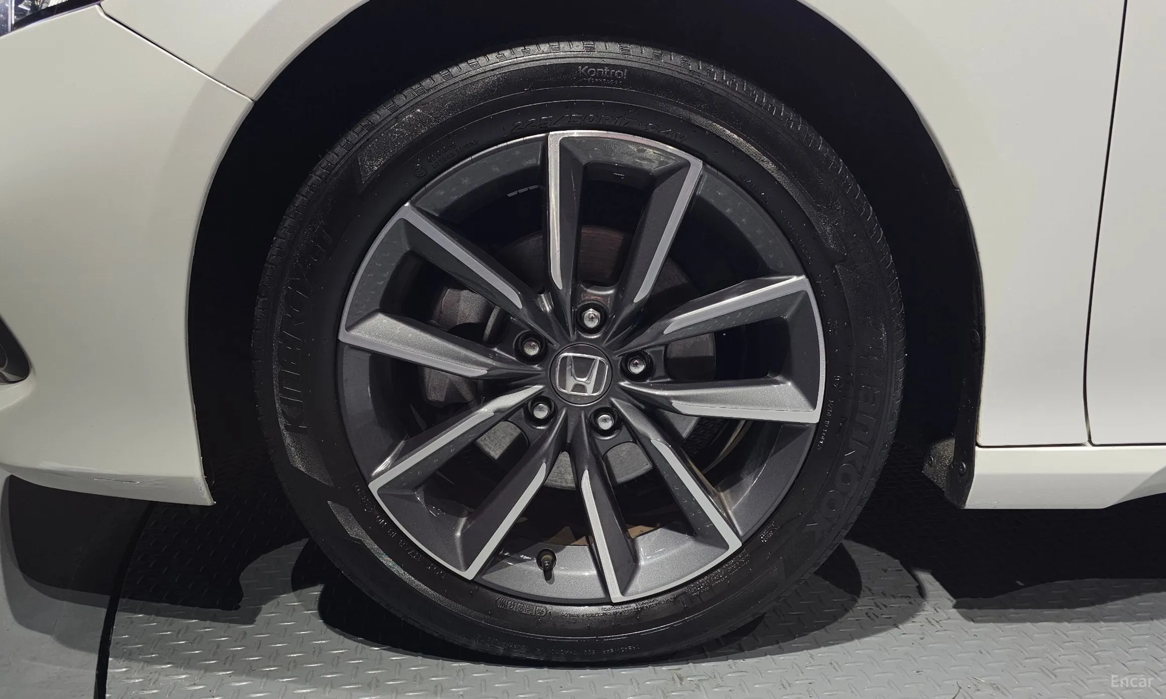 Honda Accord 10th Generation превью 5
