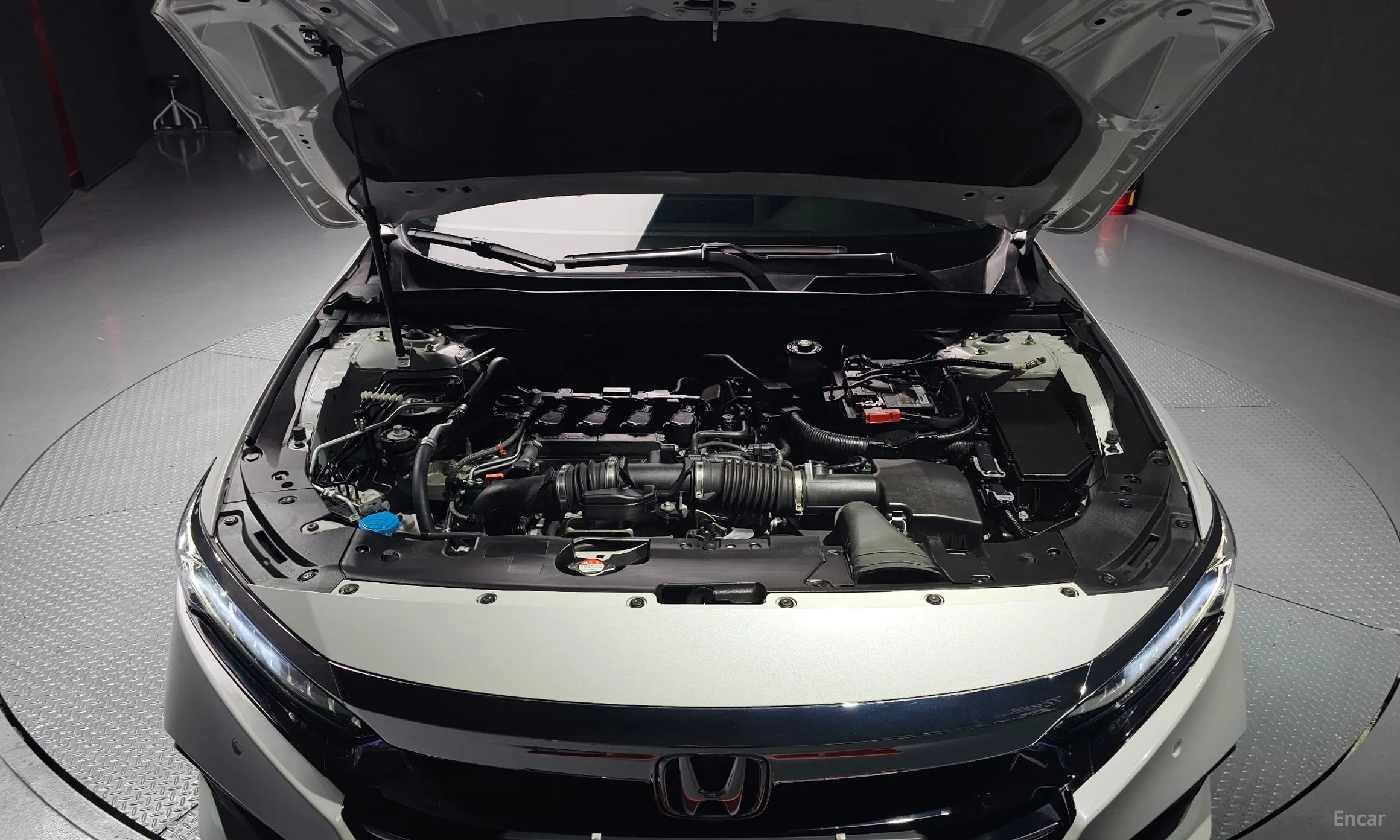 Honda Accord 10th Generation превью 6