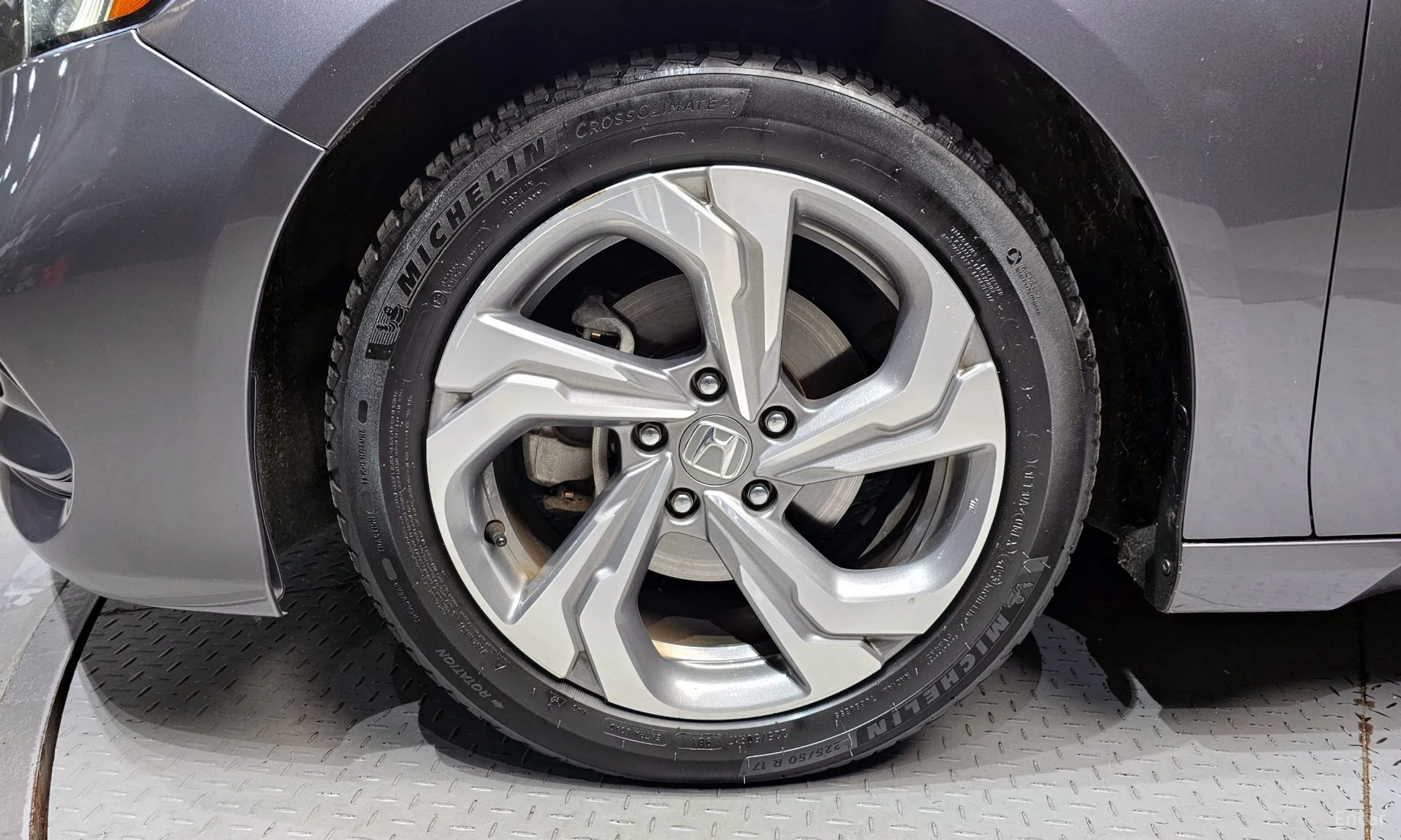 Honda Accord 10th Generation превью 5