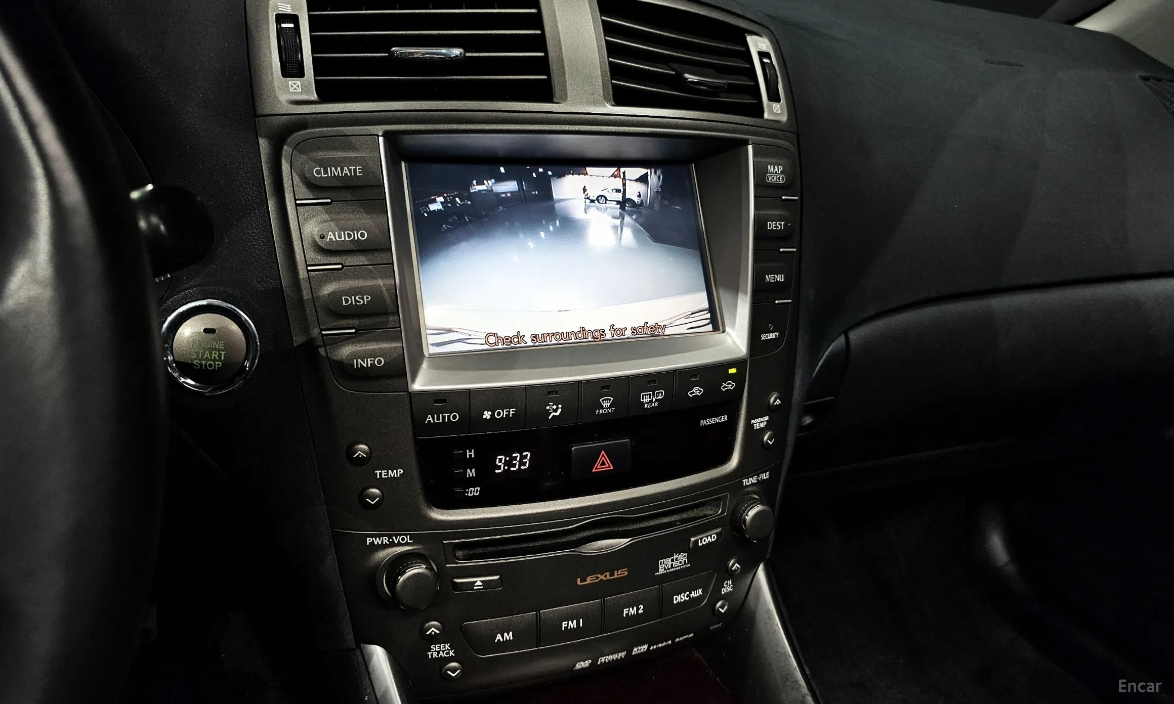 Lexus IS250 превью 14