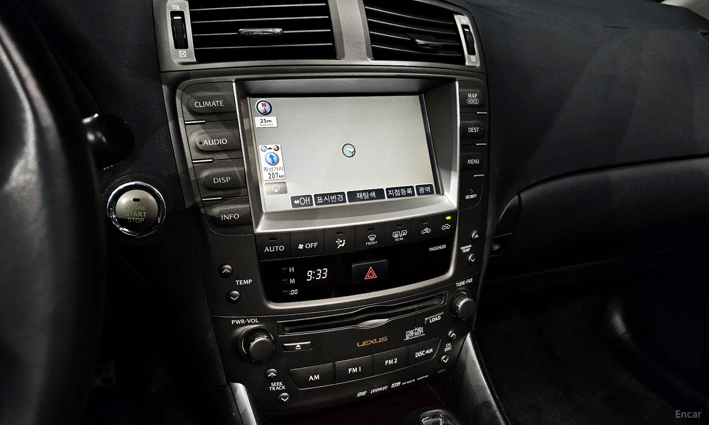 Lexus IS250 превью 16