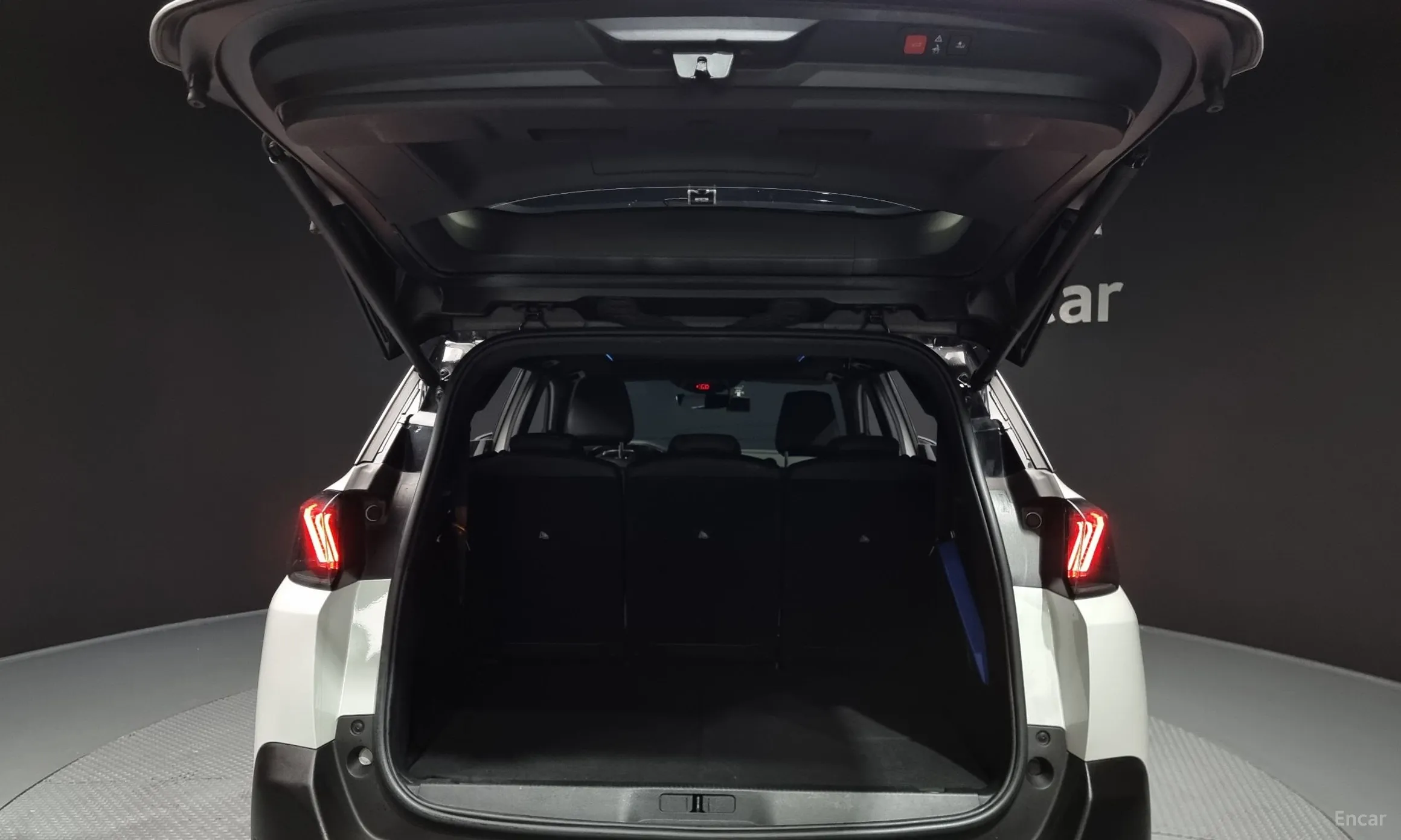 Peugeot 5008 2nd generation превью 20
