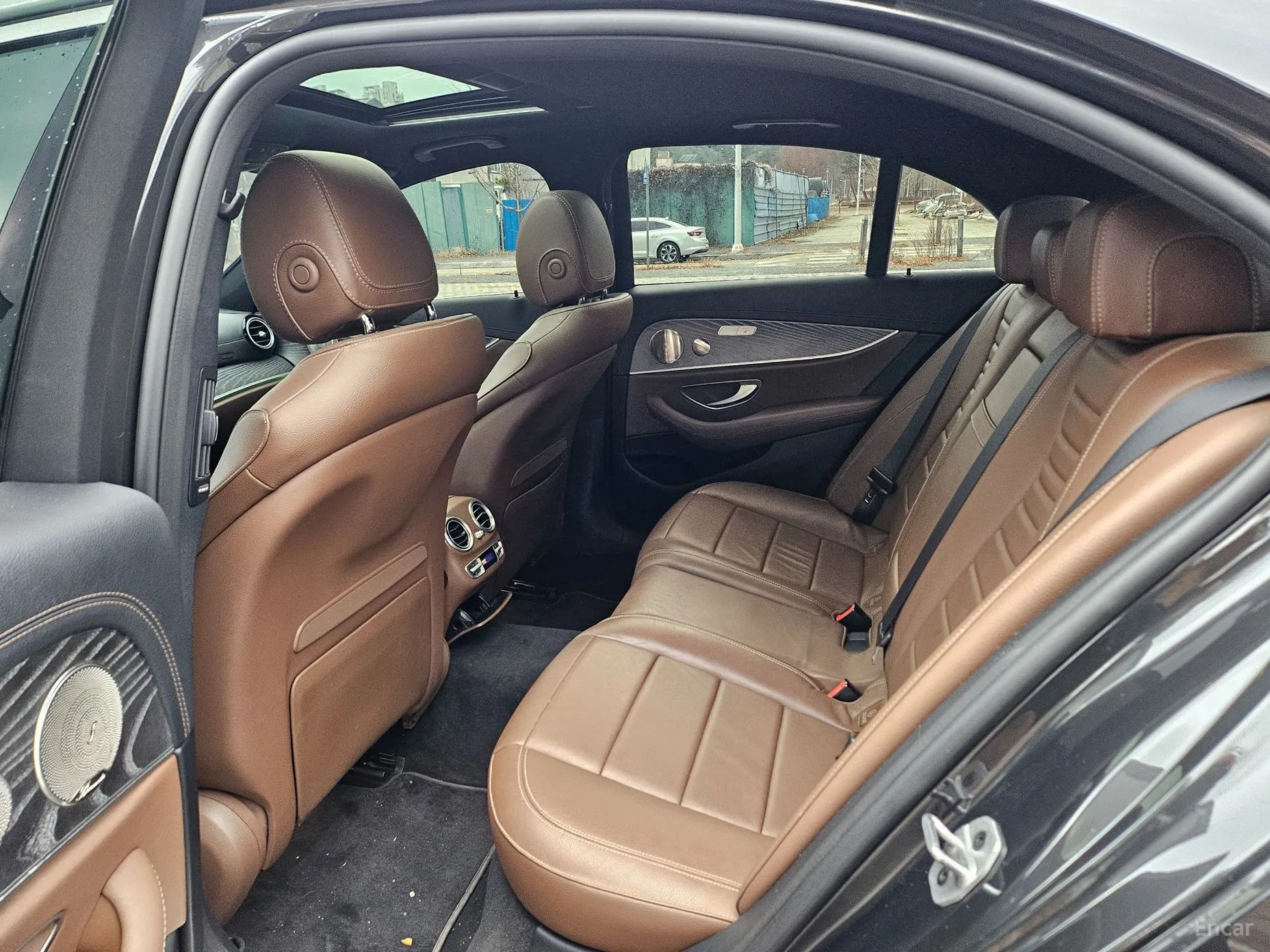 Mercedes Benz E-Class W213 превью 9